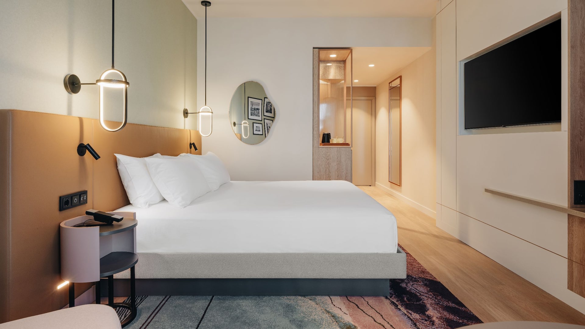 Hyatt Place Tallinn Guestroom King Bed View With Entrance