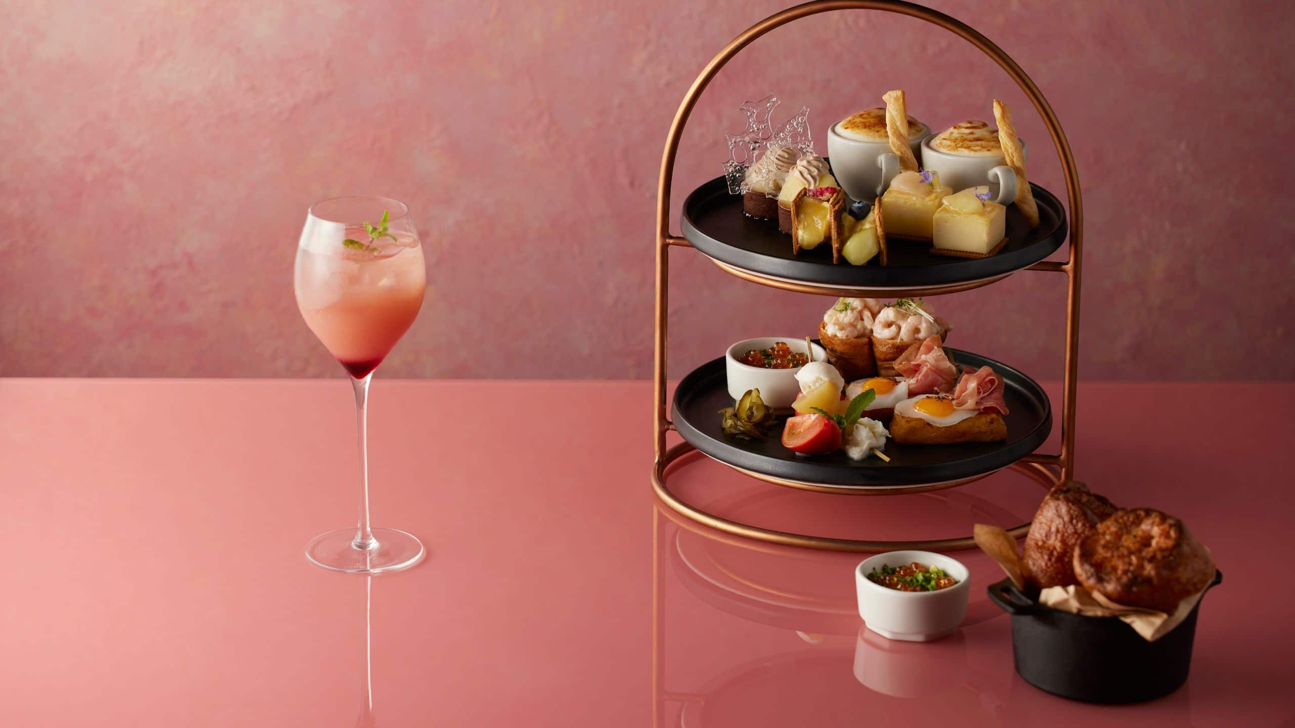 Fuji Speedway Hotel Trofeo Afternoon Tea Lounge With Dessert