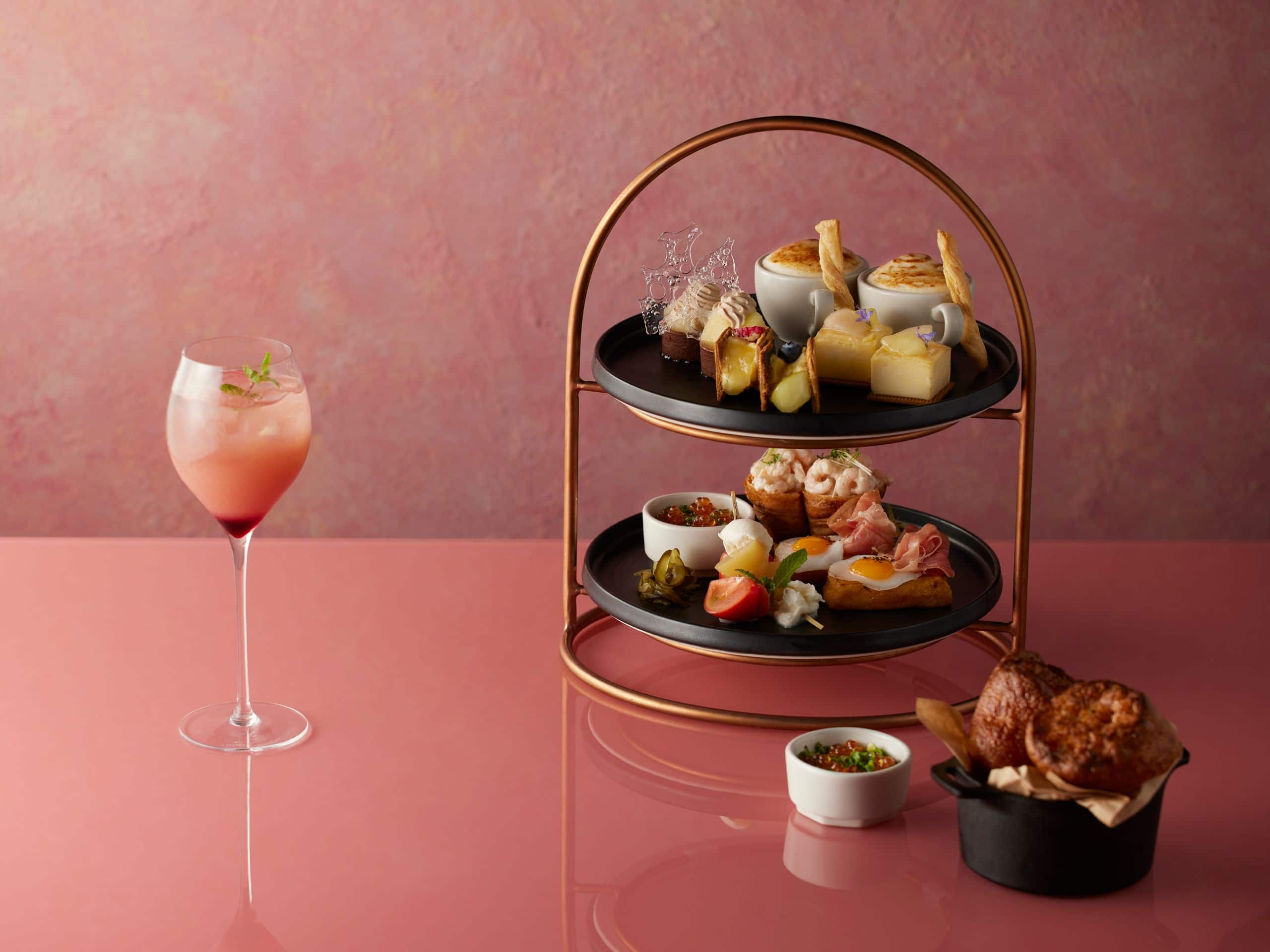 Fuji Speedway Hotel Trofeo Afternoon Tea Lounge With Dessert