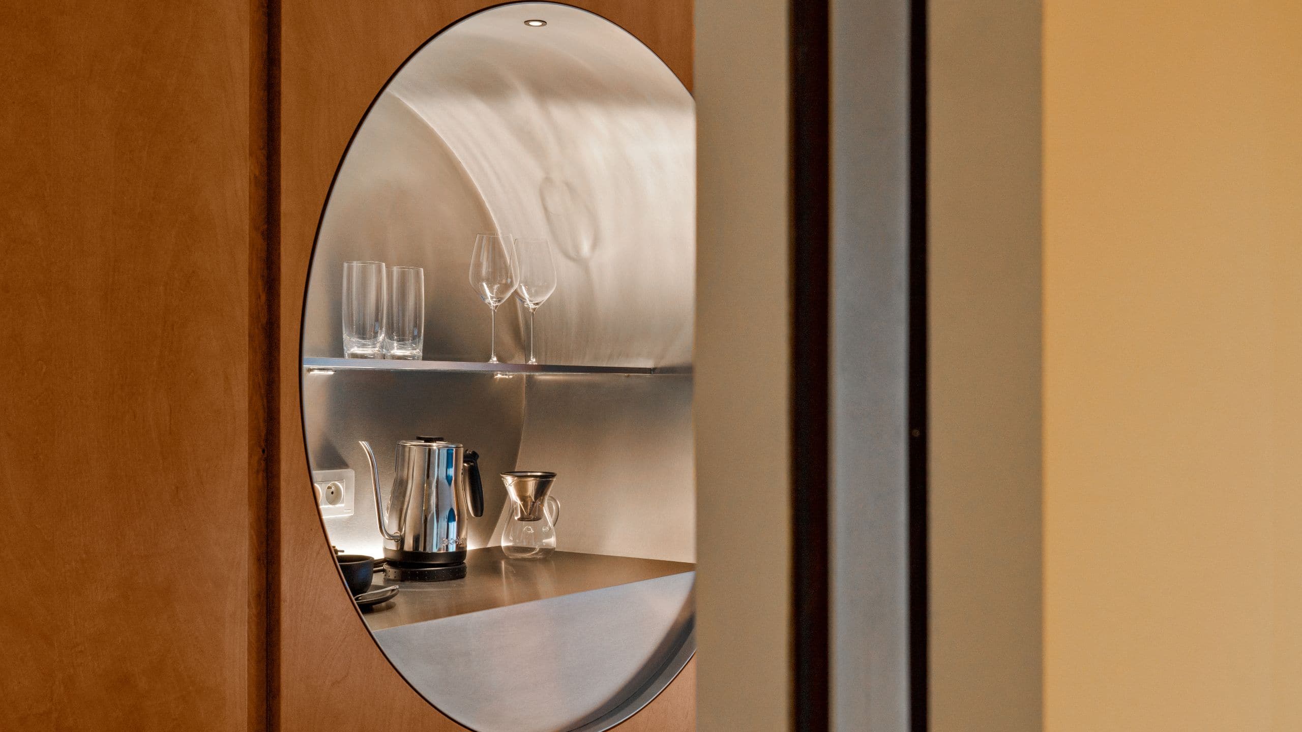 The Standard, Brussels Premium King Amenities Close up