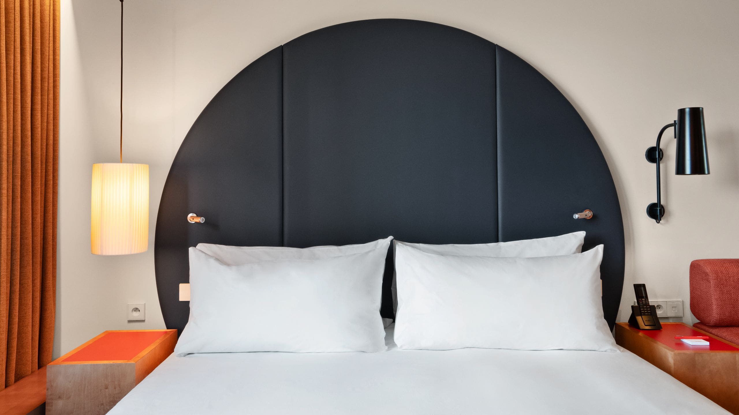 The Standard, Brussels Suite Bedroom