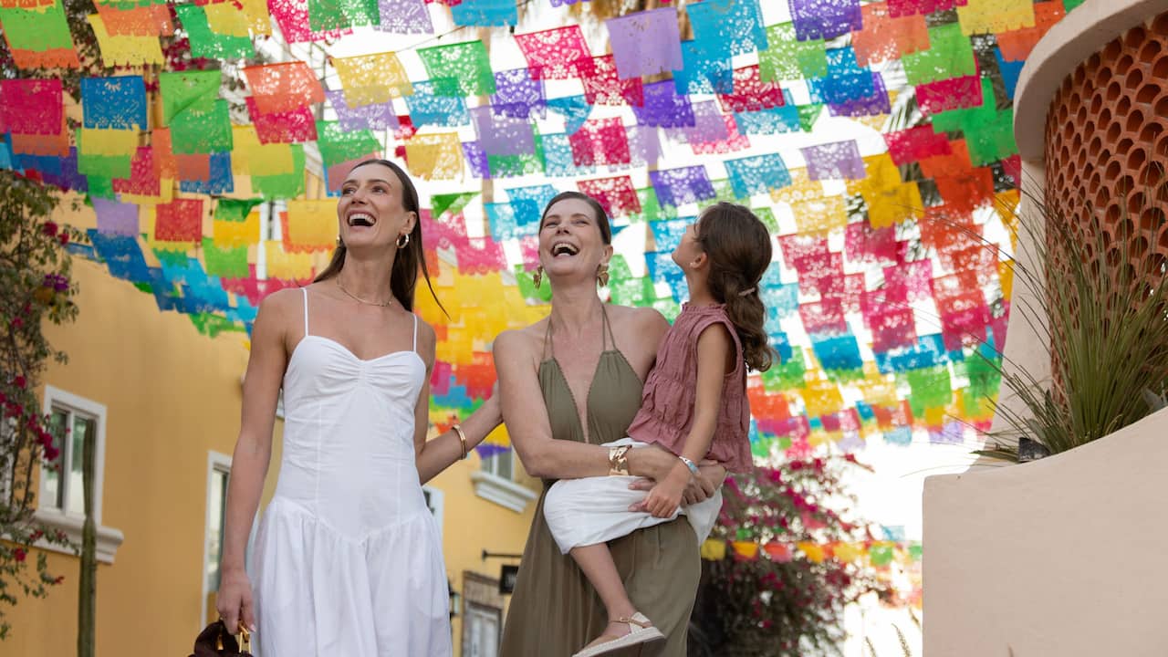 Downtown Family Women Walking