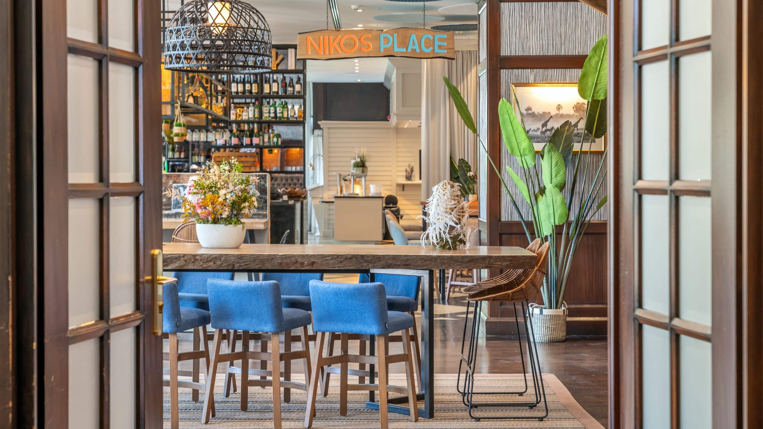 Lindner Hotel Mallorca Portals Nous Nikos Place Table