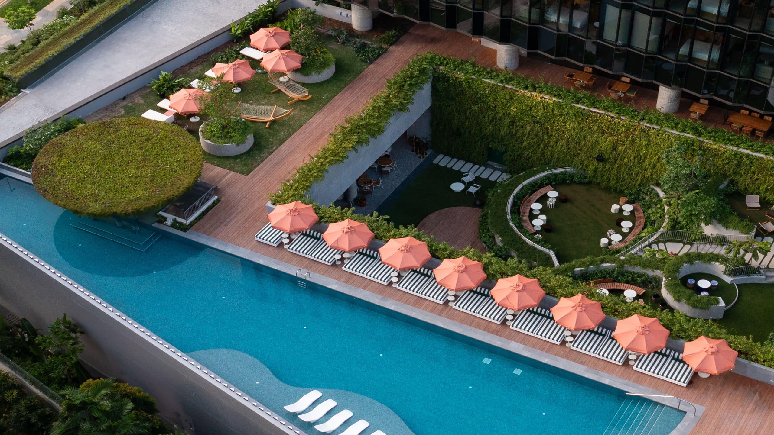 りょうへいページ The Standard, Singapore | Upscale Hotel in Singapore