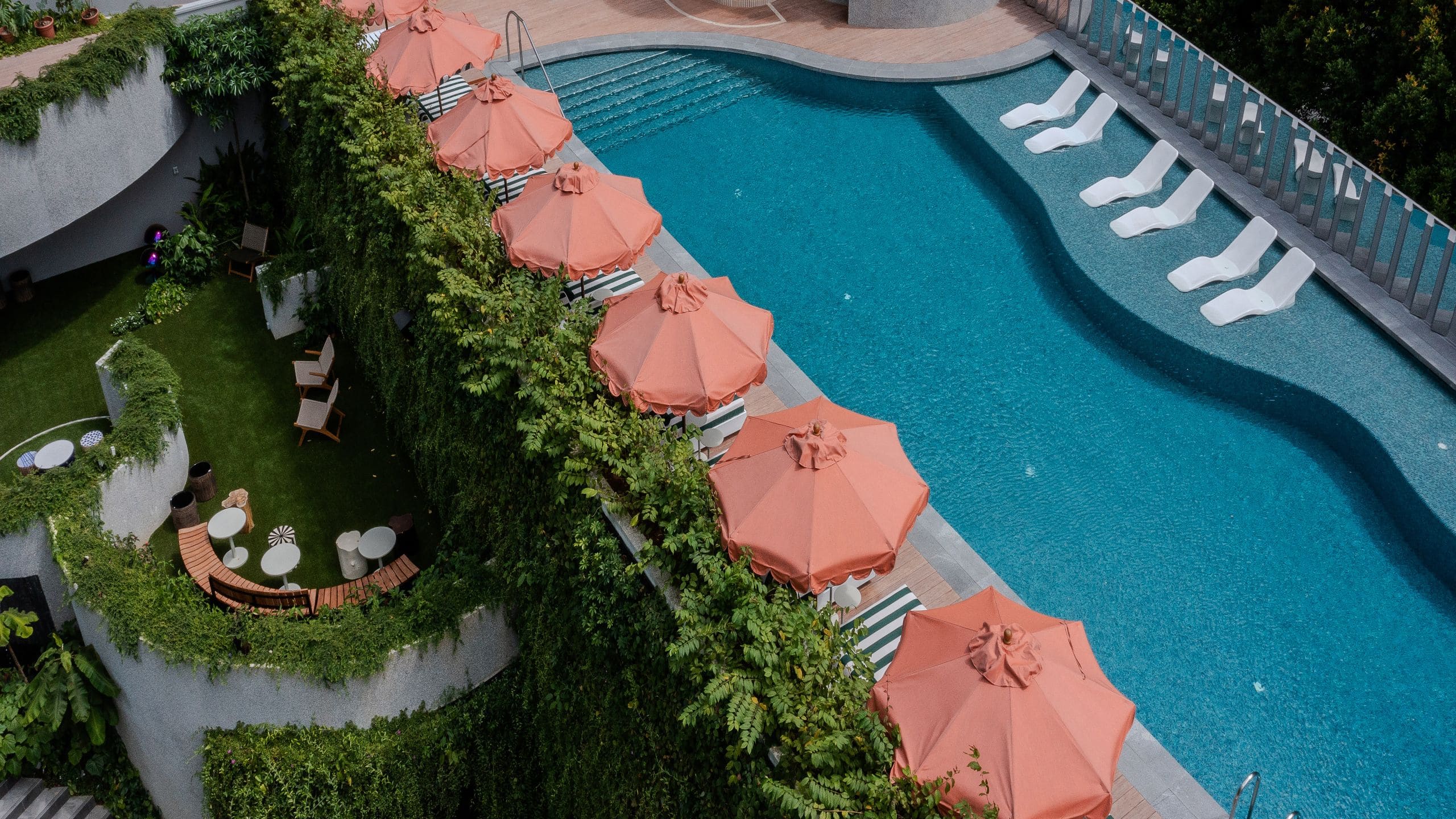 The Standard, Singapore The Pool And The Garden