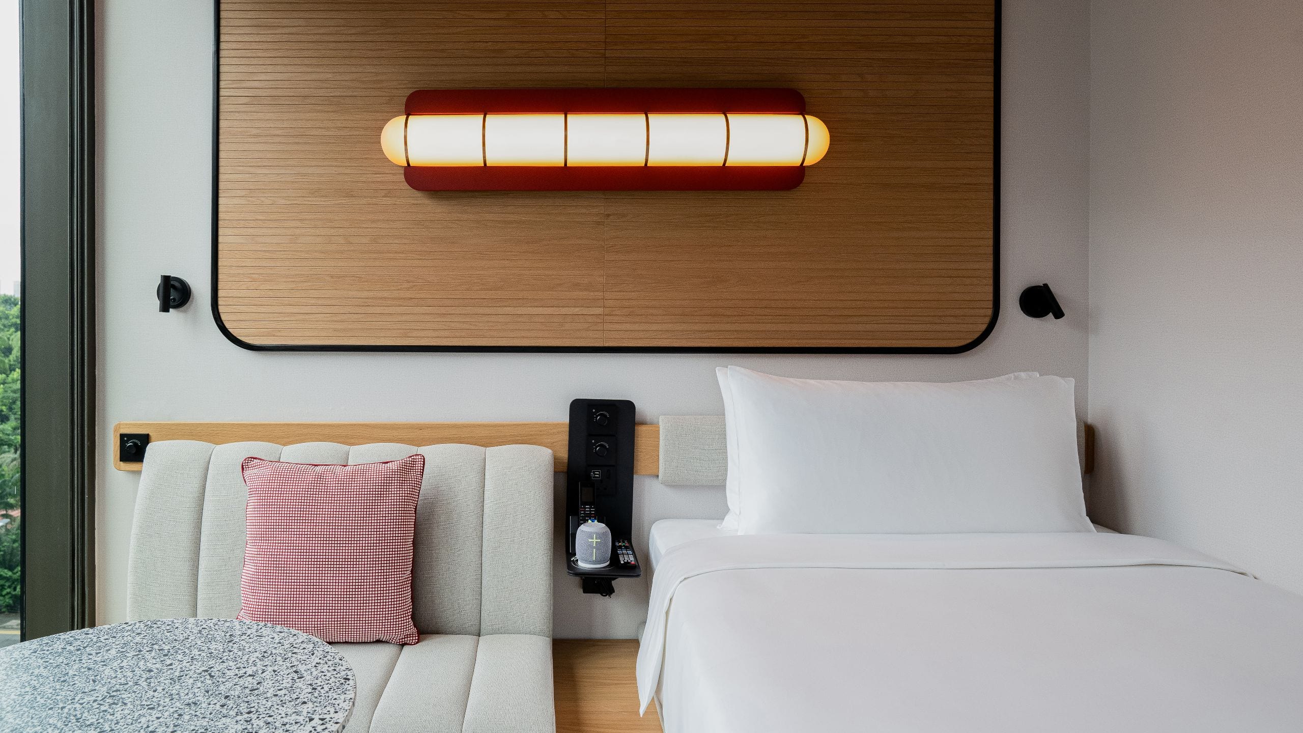 The Standard, Singapore Cozy Single