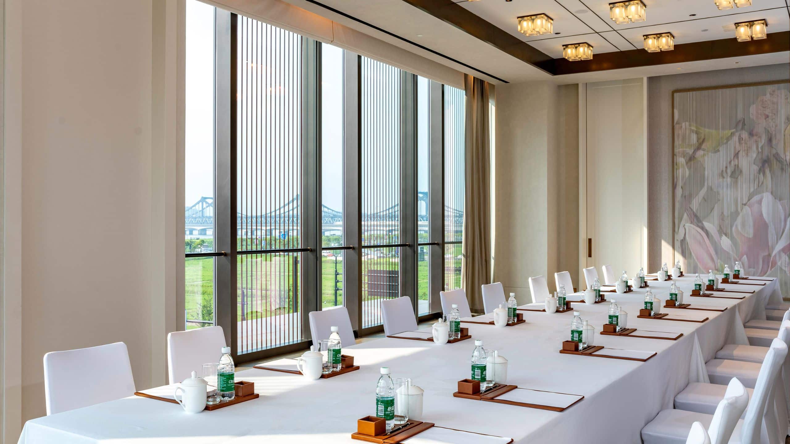 2 of 3 Mumian Hangzhou Salon Long Table Sunlight