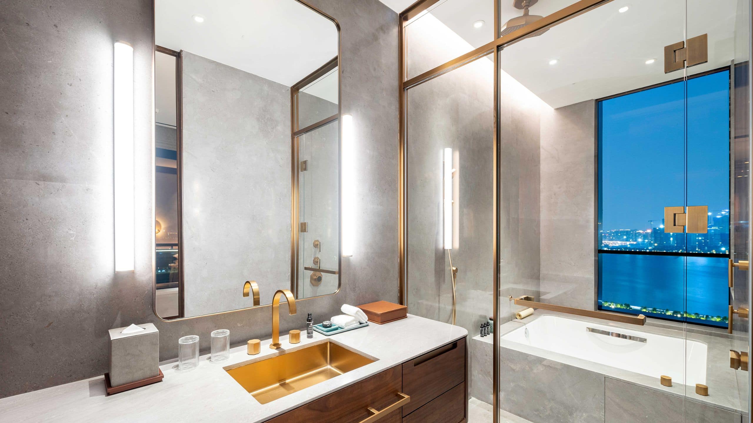 3 de 3 Mumian Hangzhou Suite Bathroom