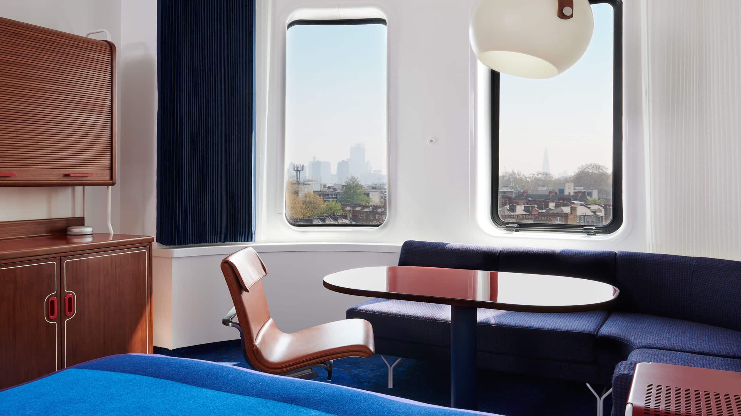 3/4 The Standard, London Double Standard Darker Window