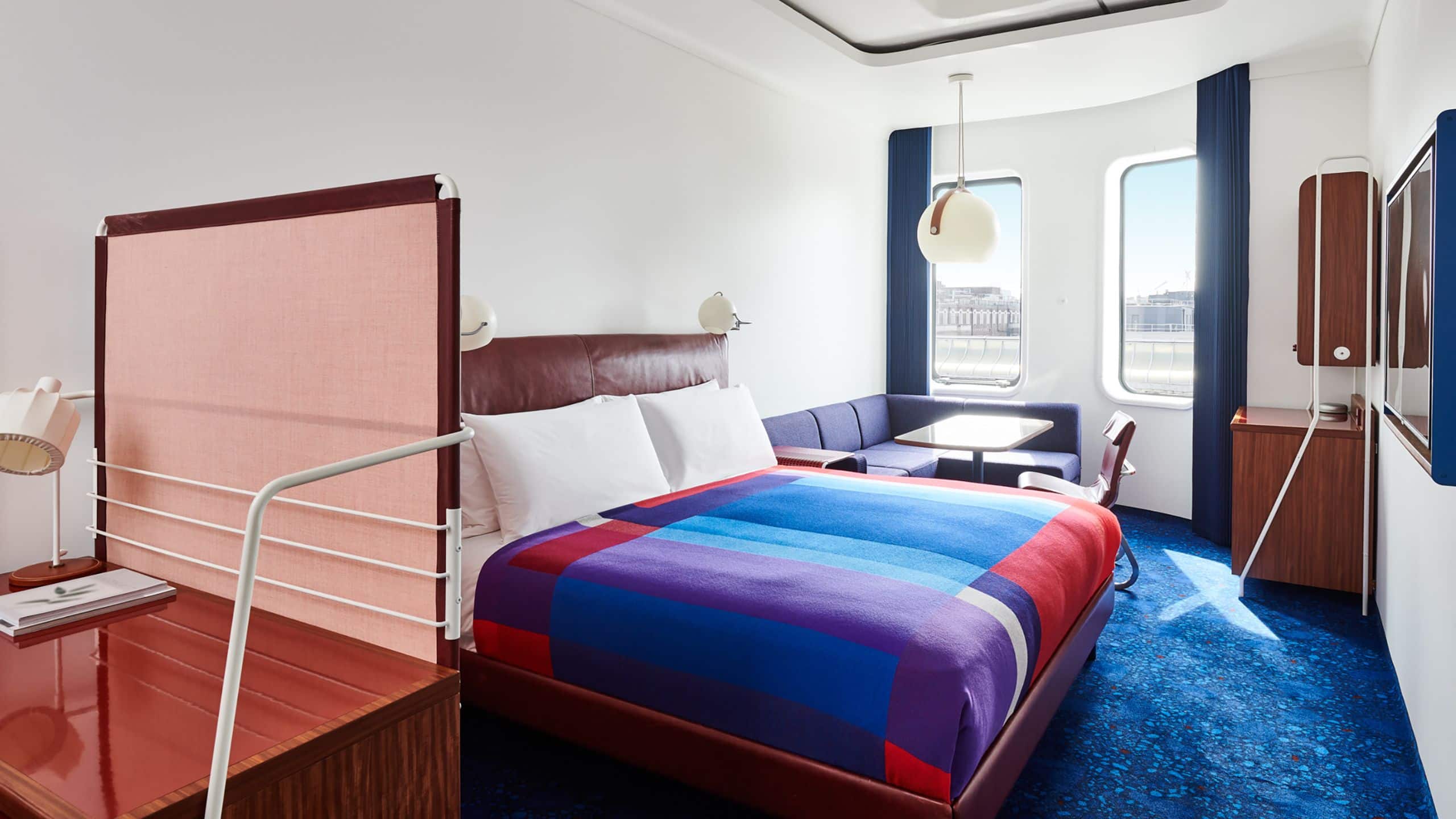 2/3 The Standard, London Kings Deluxe Bed