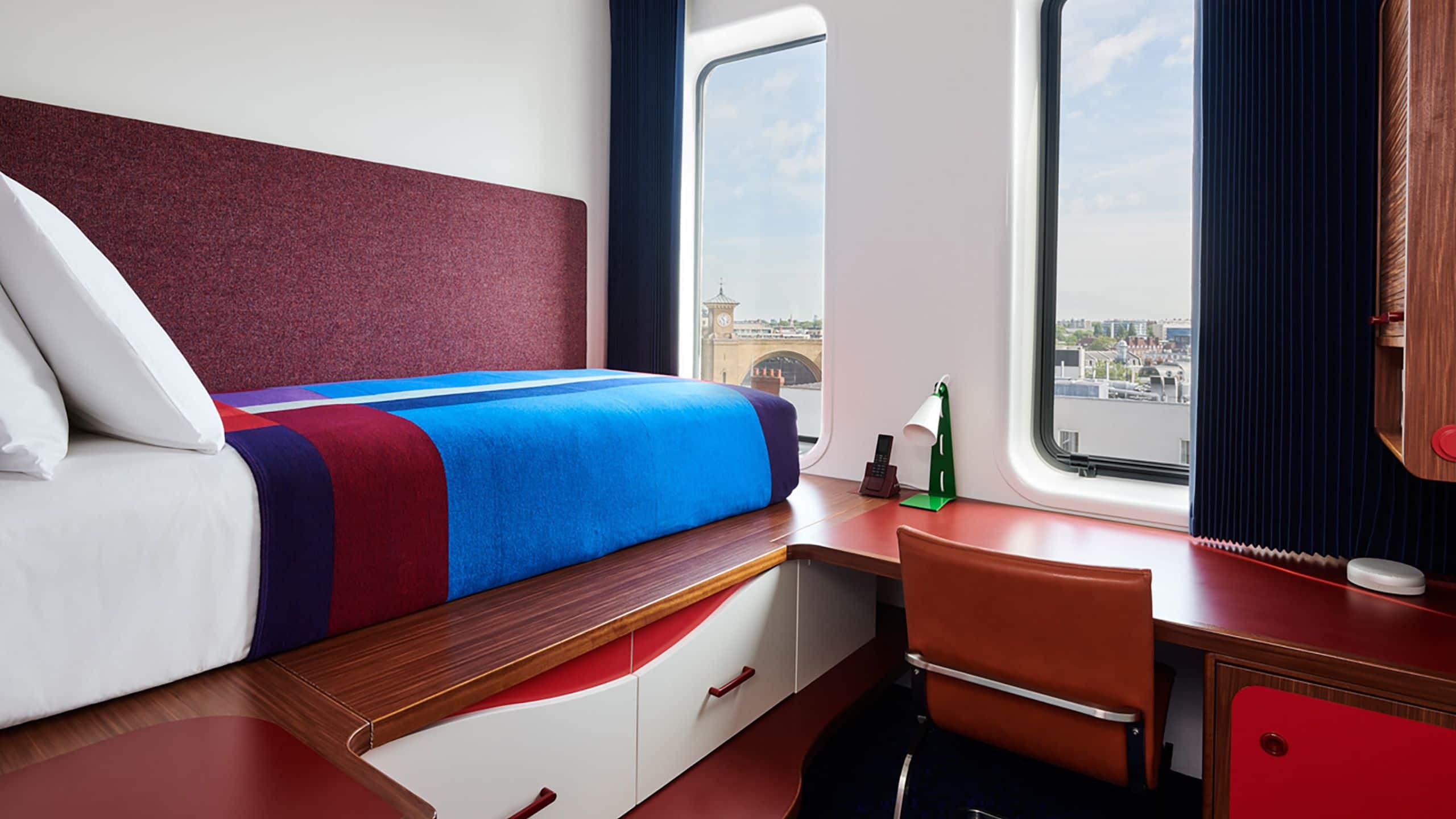 The Standard, London Single Room Bed
