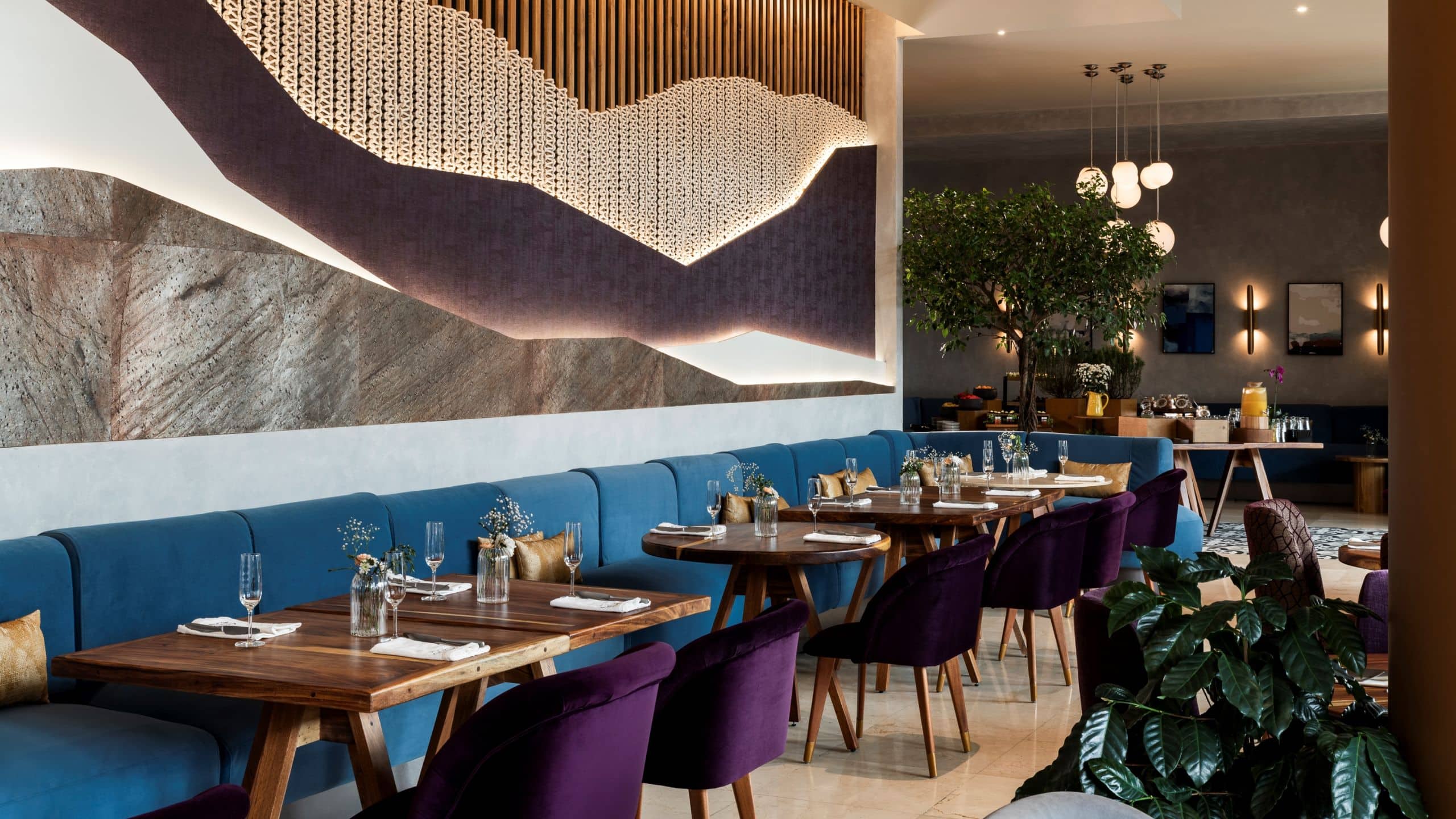 Hyatt Centric San José Escazú Cense Restaurant Tables And Wall
