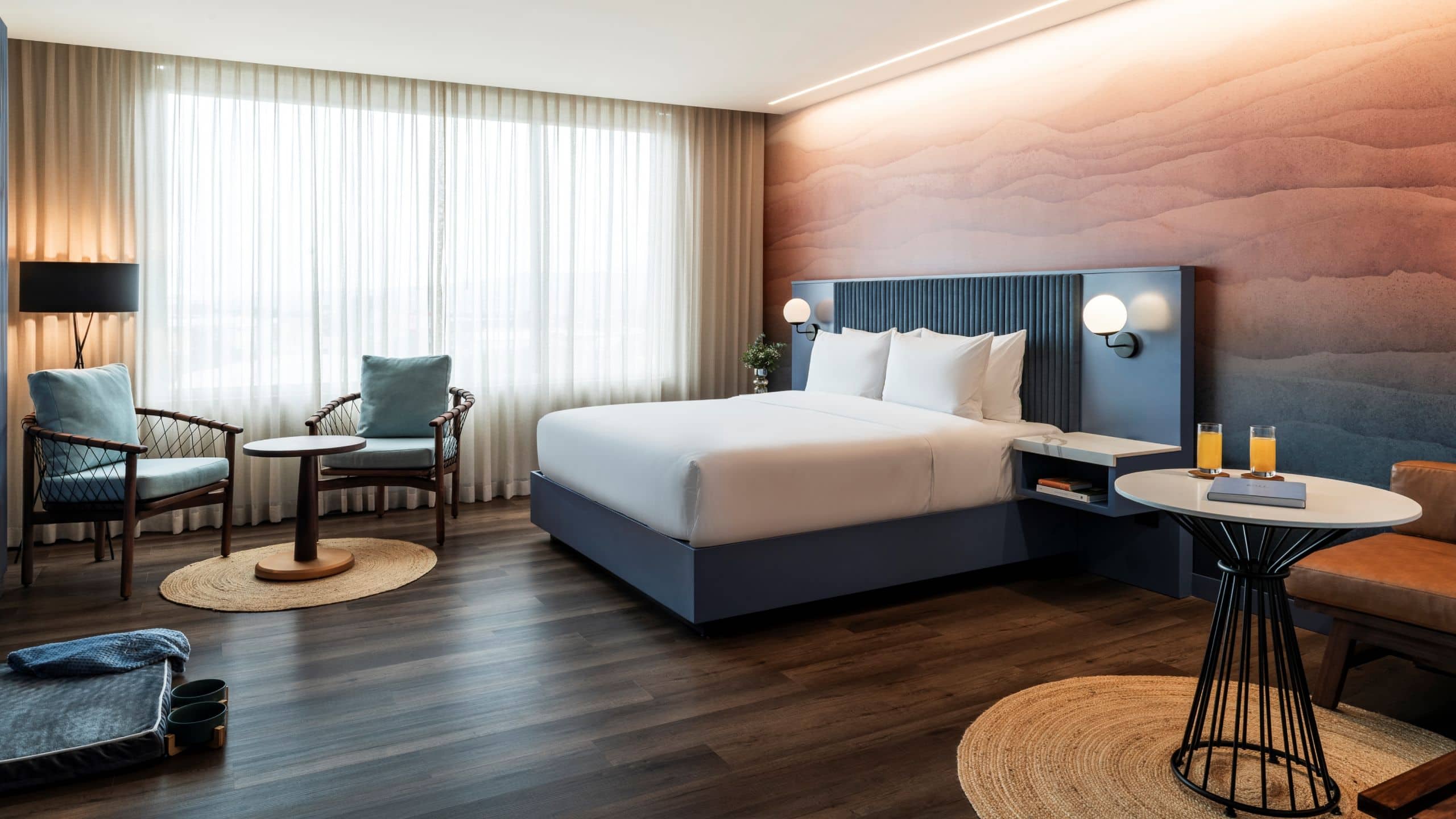 Hyatt Centric San José Escazú King Bedroom Accessible Shower
