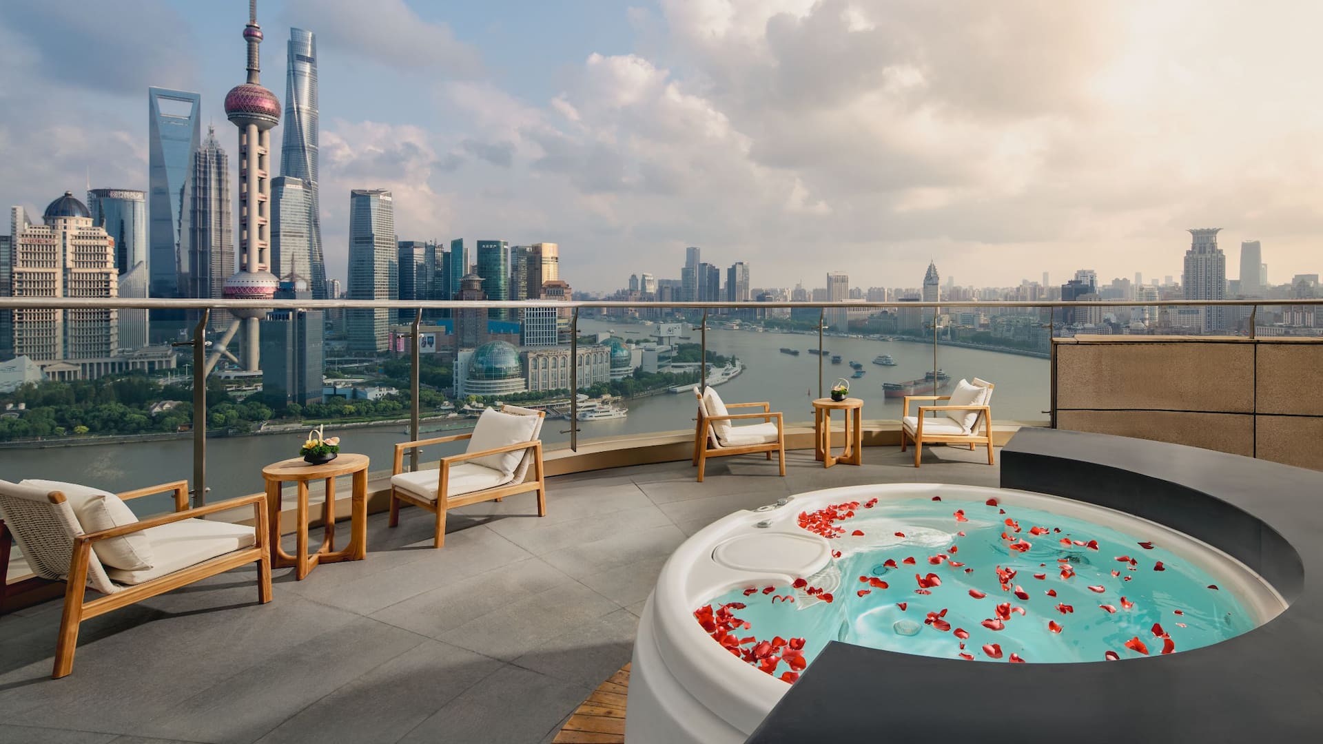 3/3 Hyatt on the Bund, Shanghai Presidential Suite Rooftop