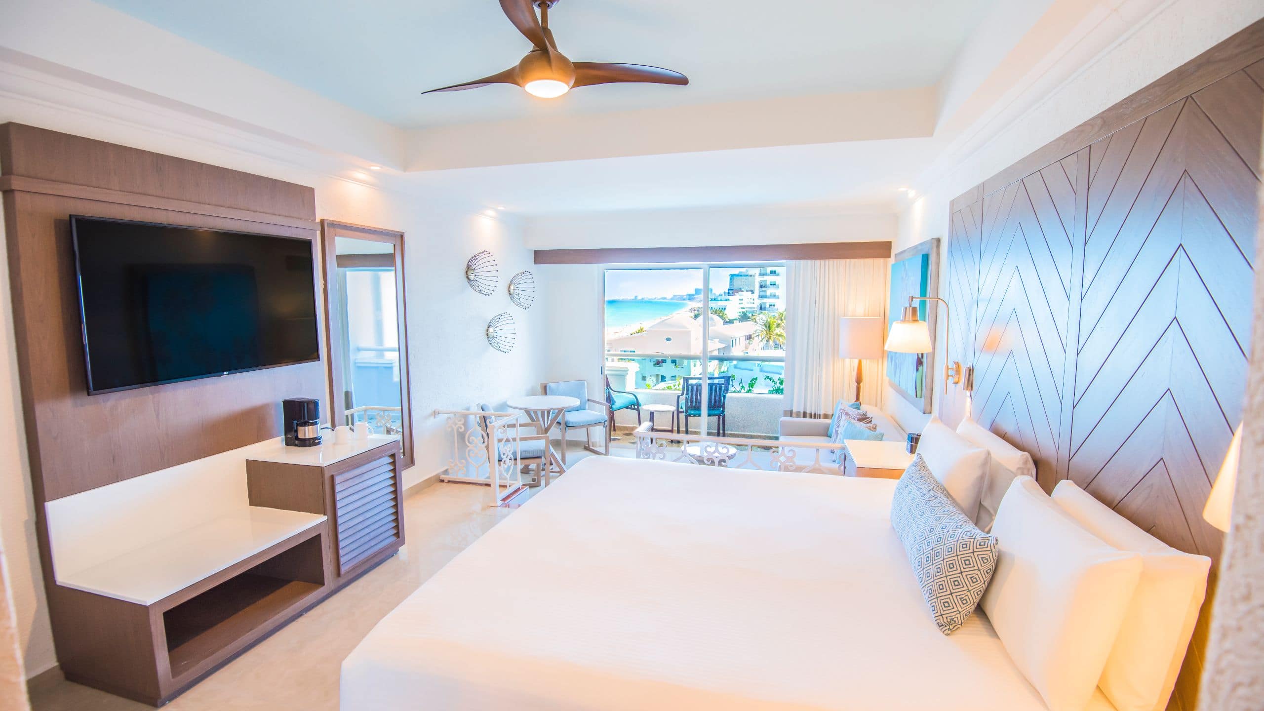 1 de 3 Sunscape Cancun Junior Suite Ocean View