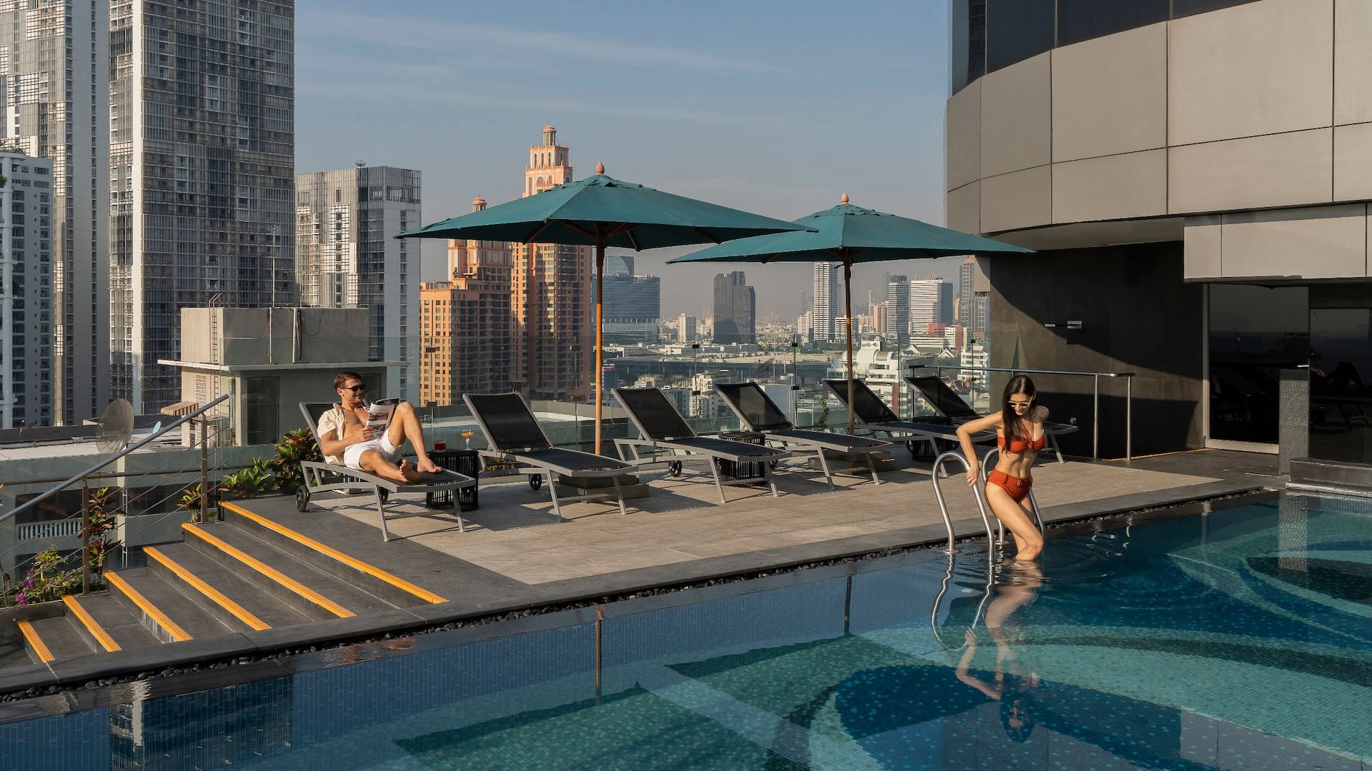 Hyatt Place Bangkok Sukhumvit 24 Couple Chilling By The Pool