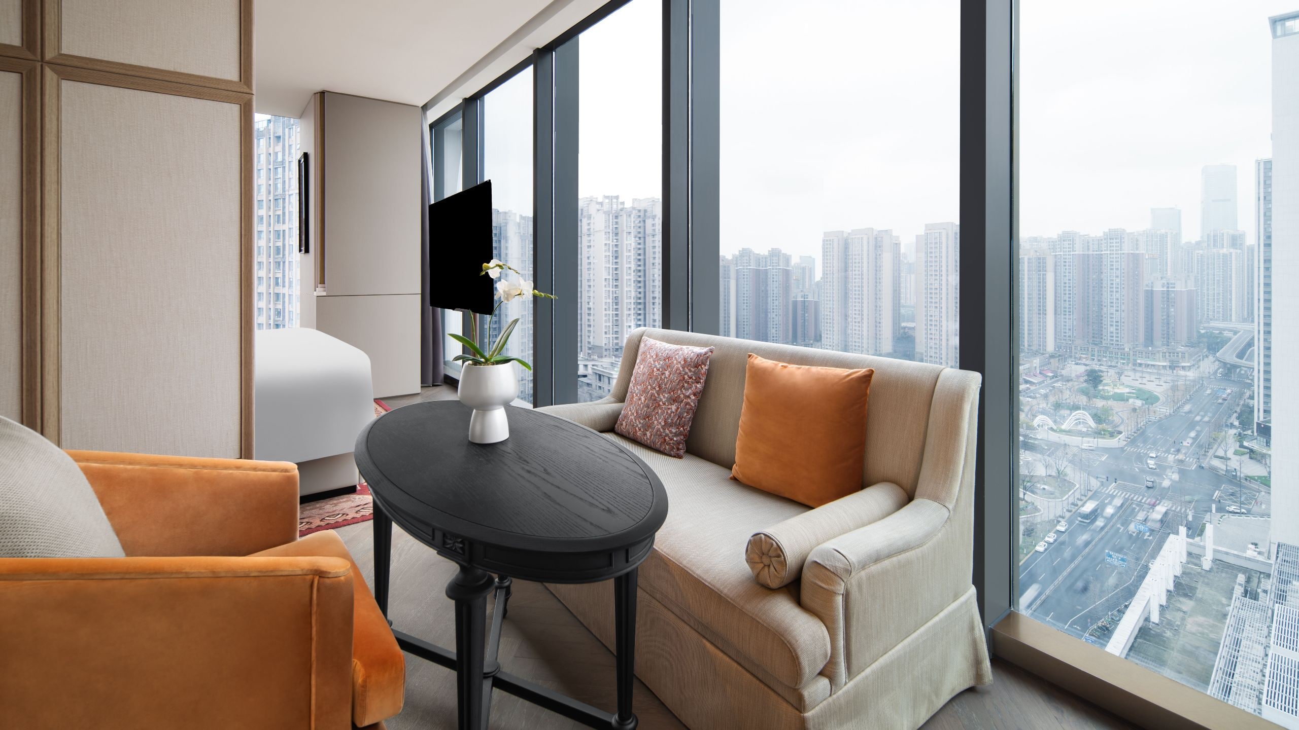 Mumian Chengdu One King Bed Studio Premium Living Room