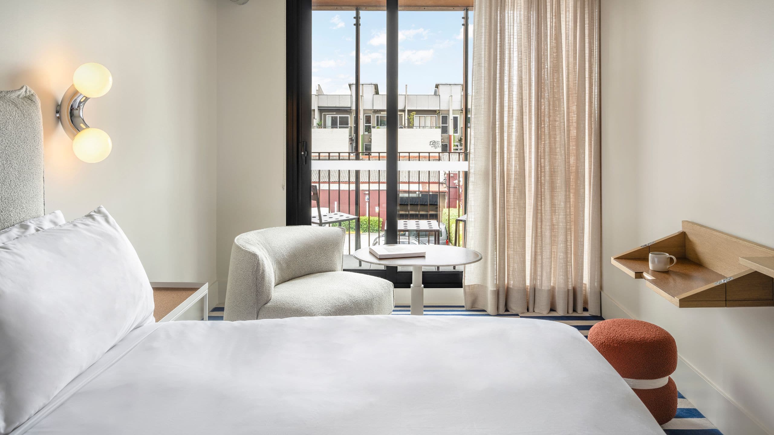 第 2，共 2 The StandardX, Melbourne Balcony King Bed