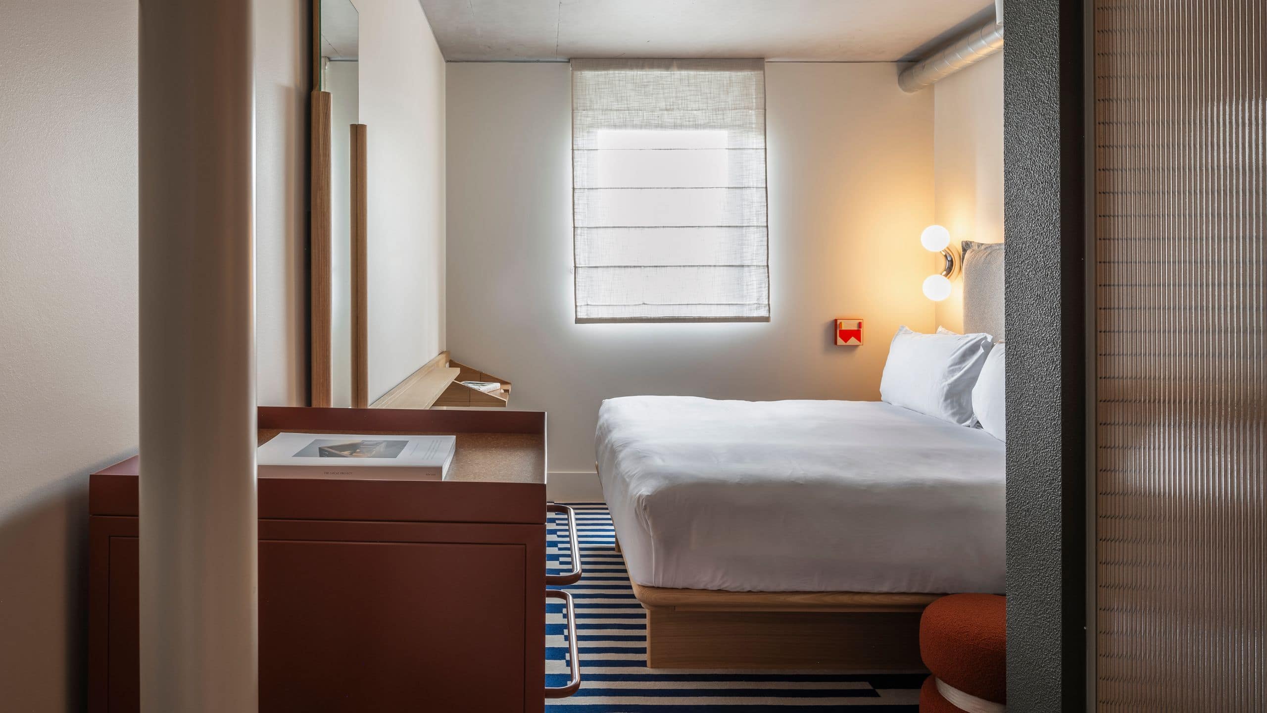 第 1，共 2 The StandardX, Melbourne Cosy King