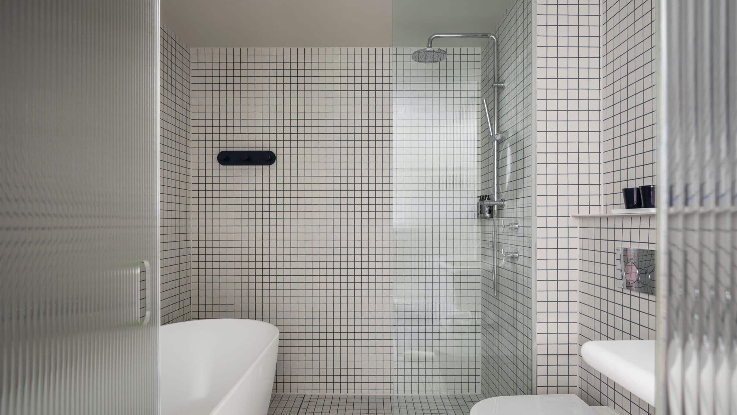 第 3，共 3 The StandardX, Melbourne Deluxe King Bathroom