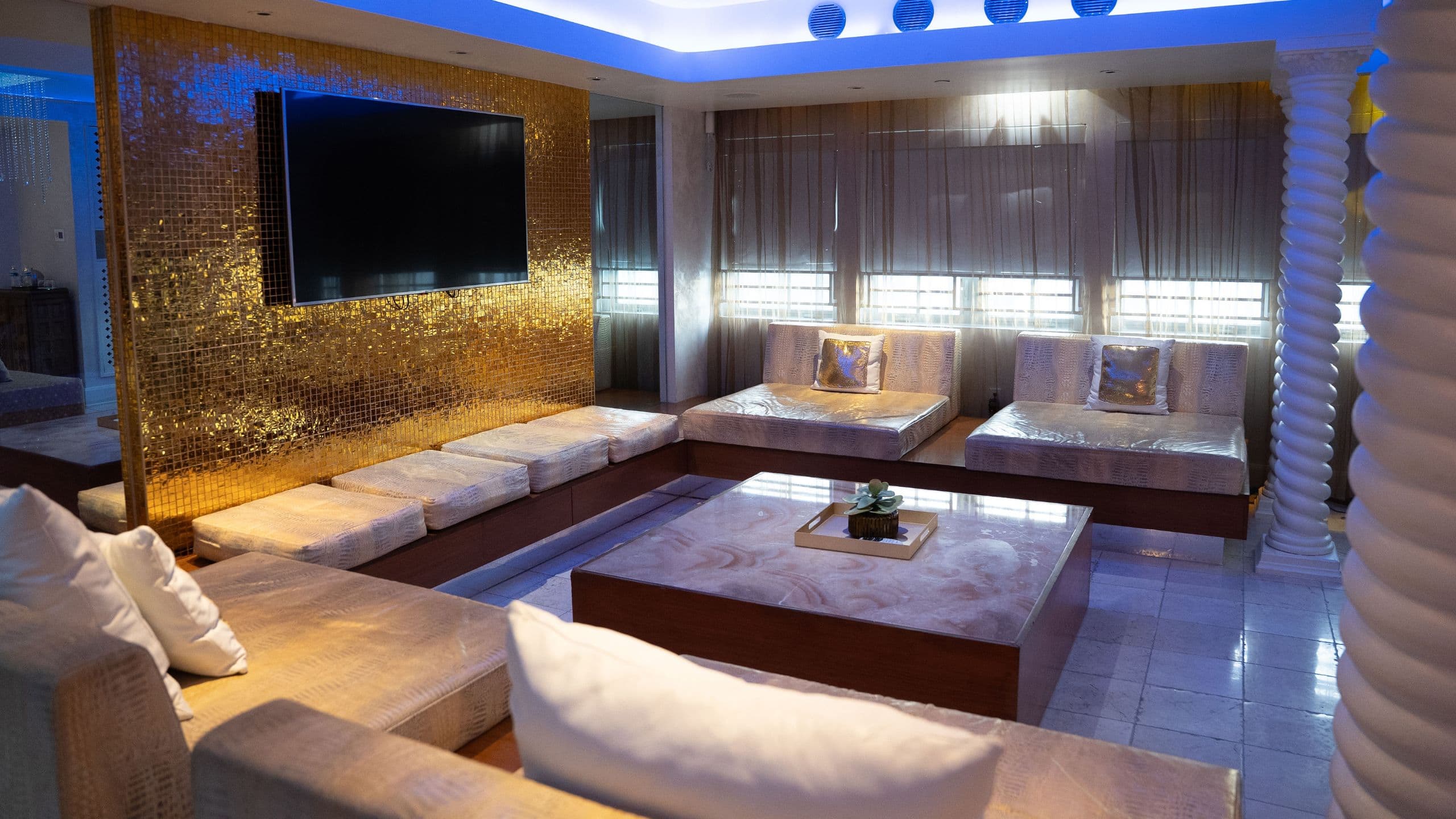 Dream South Beach Guest House Living Room Angle