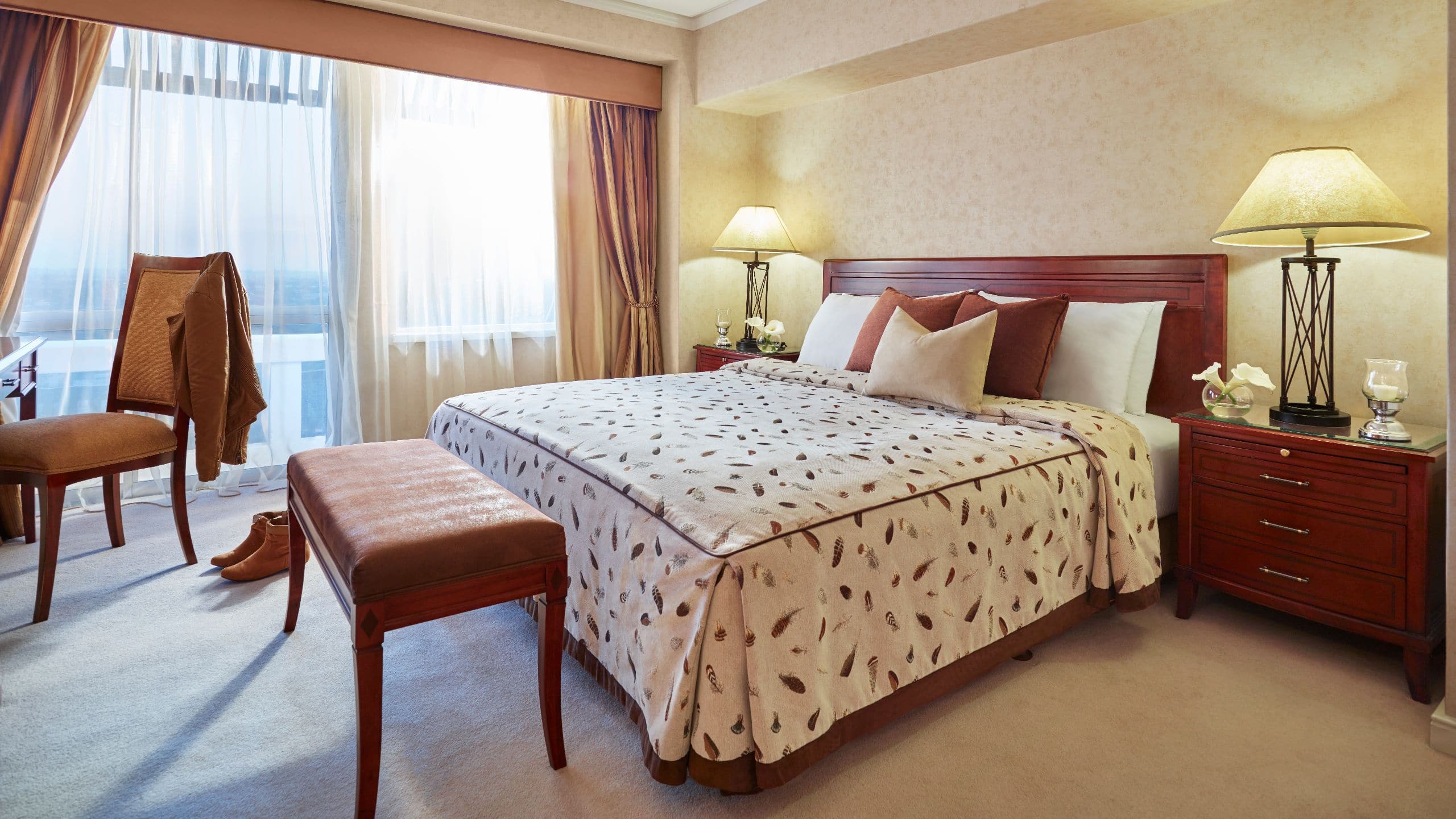 The Pamodzi Hotel Presidential Suite Bedroom