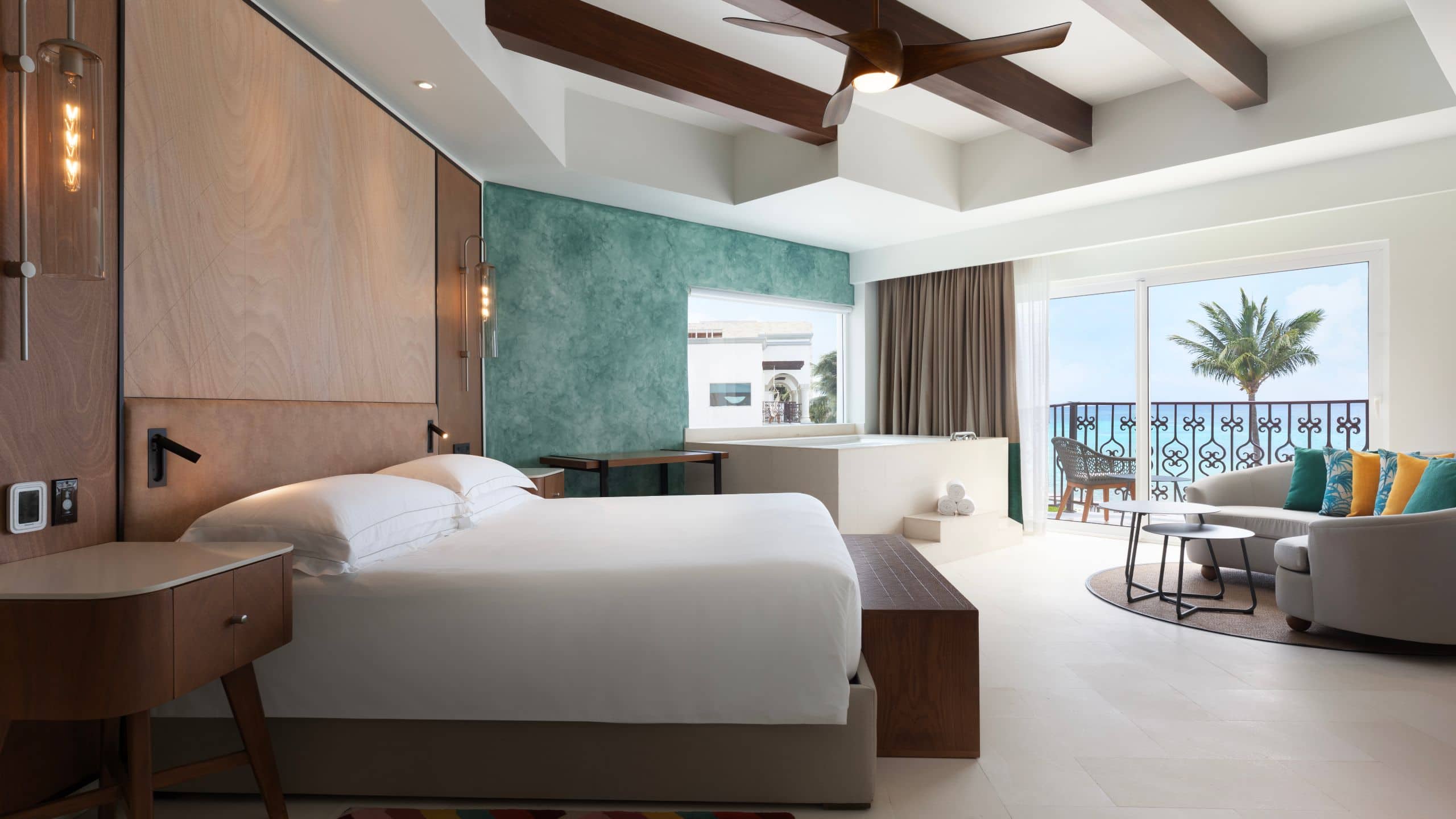 Hyatt Vivid Playa del Carmen One Bedroom Suite Ocean Front King