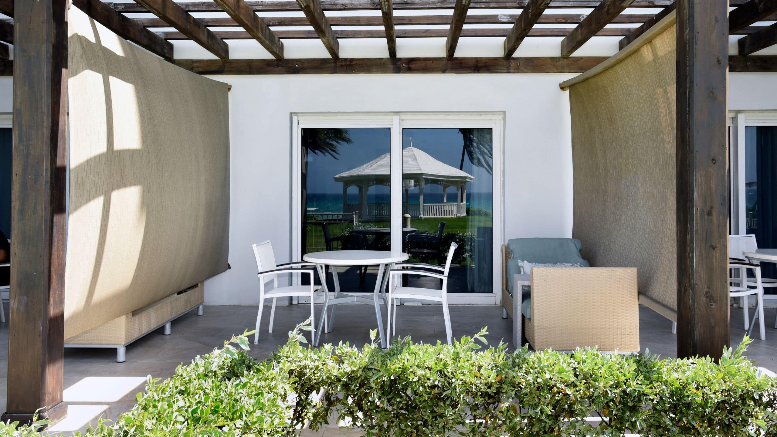 1 of 1 Dreams Rose Hall Oceanfront Walkout King Room Terrace