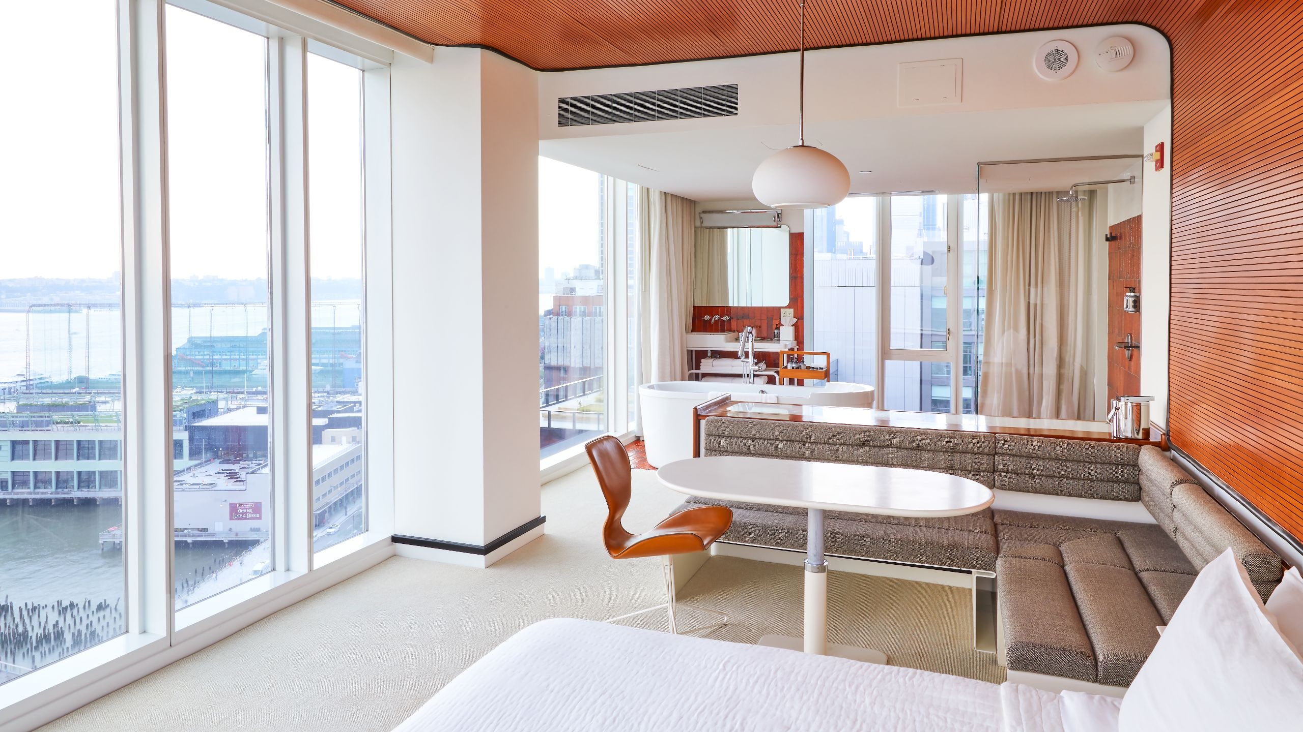 The Standard, High Line Hudson Studio Studio Suite