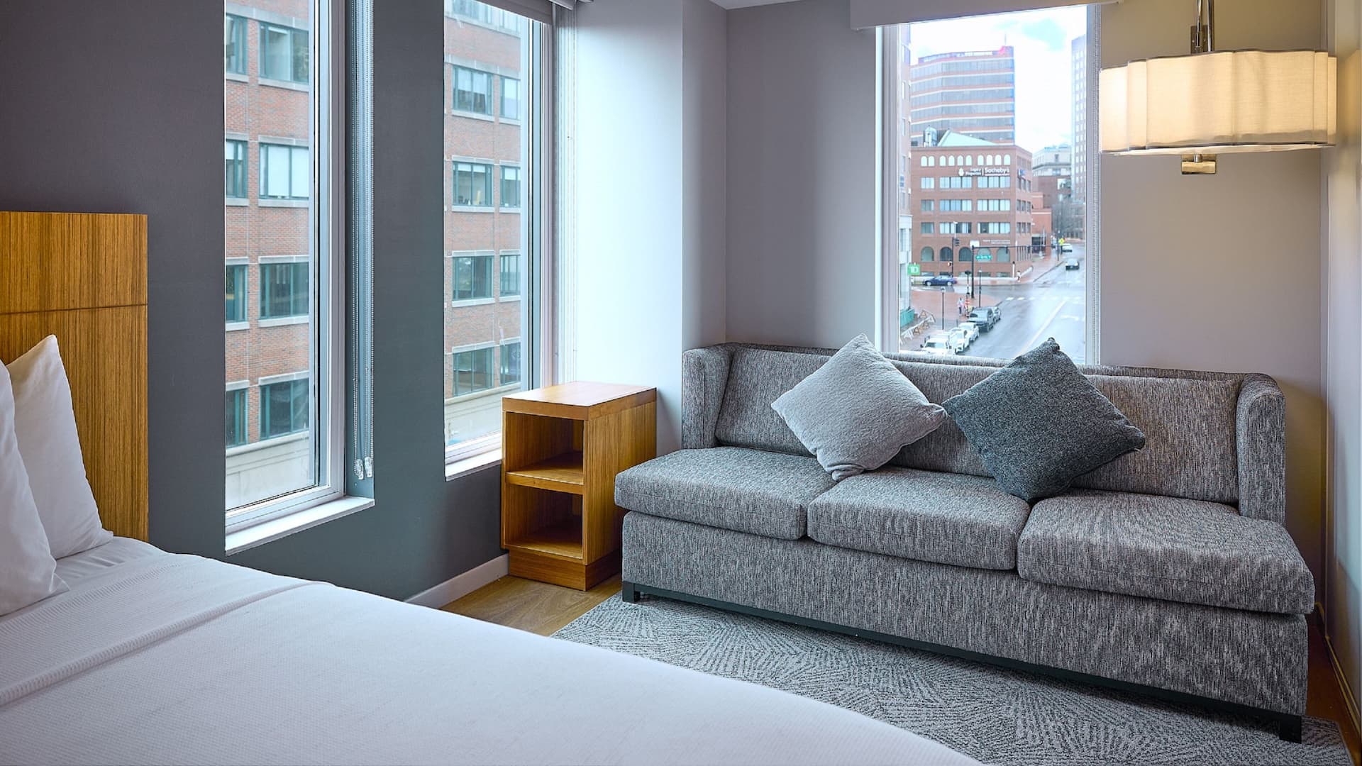 Hyatt Place Portland Downtown-Old Port Square Pwmzp Guestroom With Sofabed