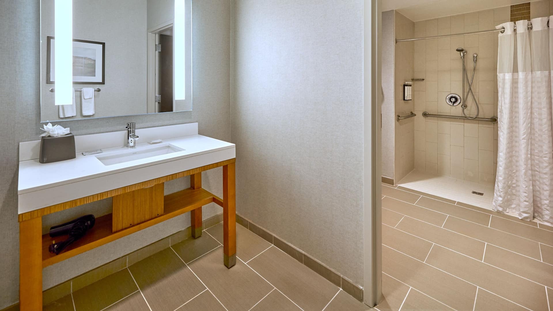 Hyatt Place Portland Downtown-Old Port Square Shower Roll In Accessible