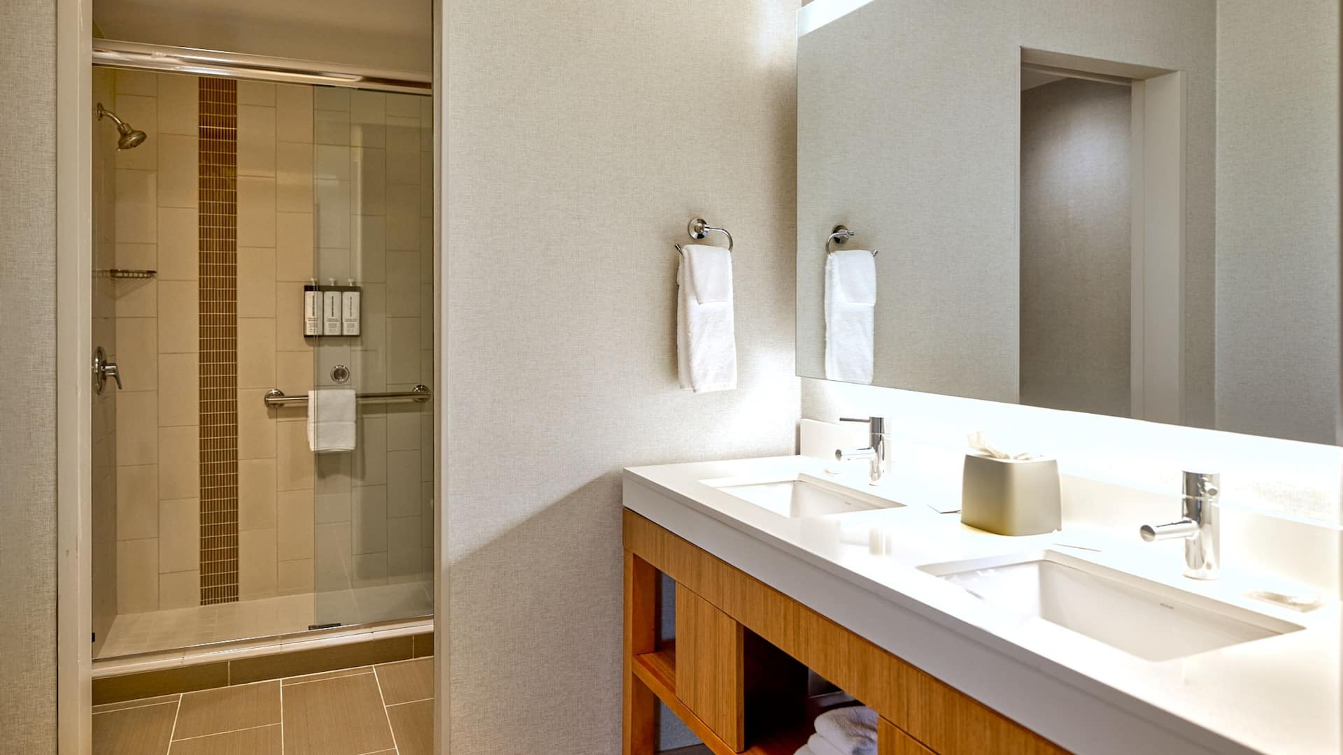 Hyatt Place Portland Downtown-Old Port Square Bathroom Walk In Shower Vanity Full