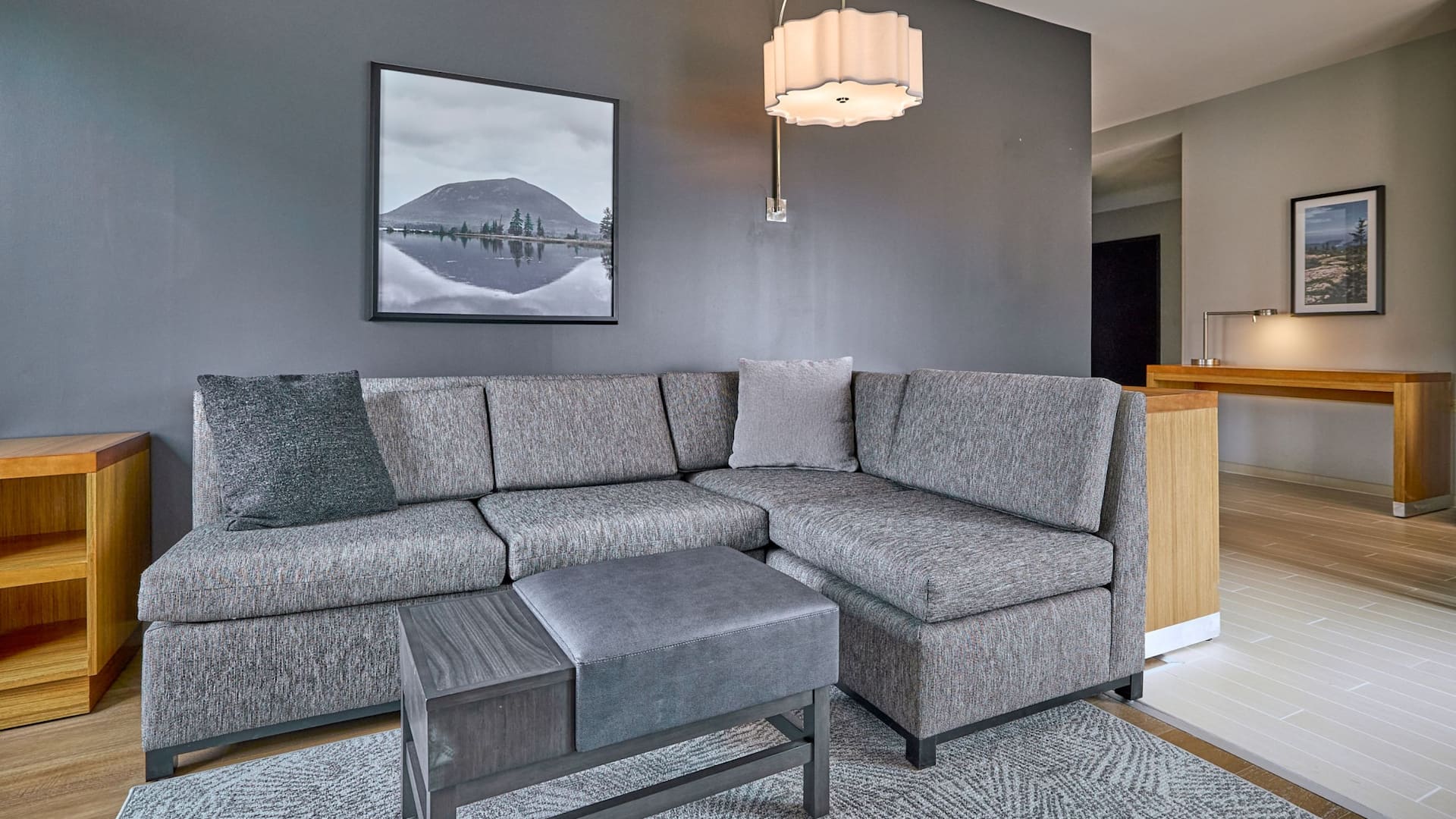 Hyatt Place Portland Downtown-Old Port Square Guestroom King Seating Front