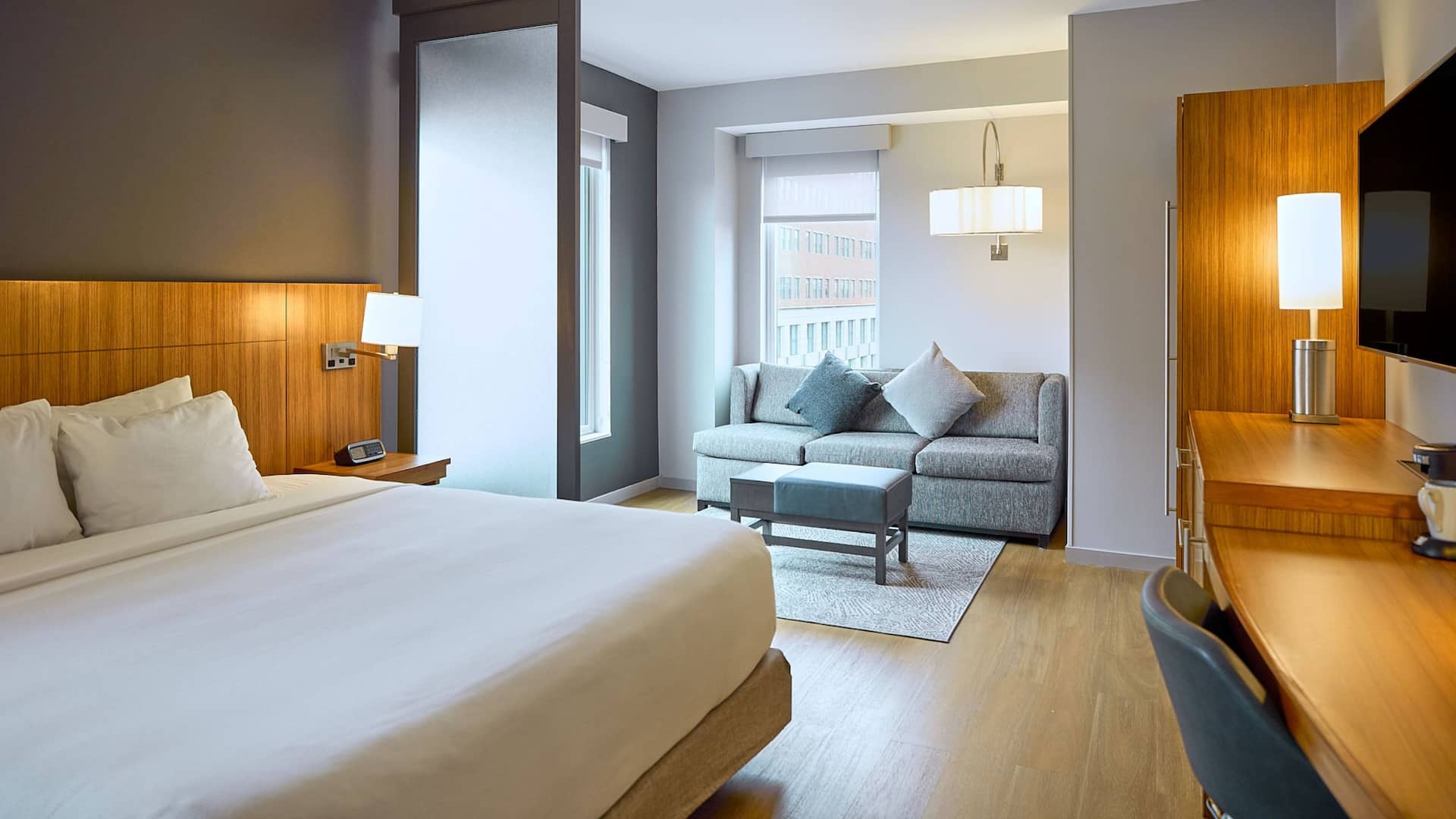 Hyatt Place Portland Downtown-Old Port Square Guestroom King Sofa Long Extended