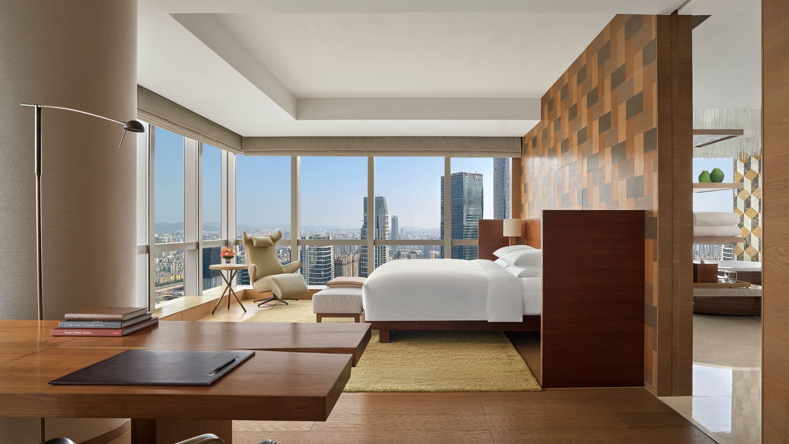 Park Hyatt Guangzhou City View Executive Suite Bedroom