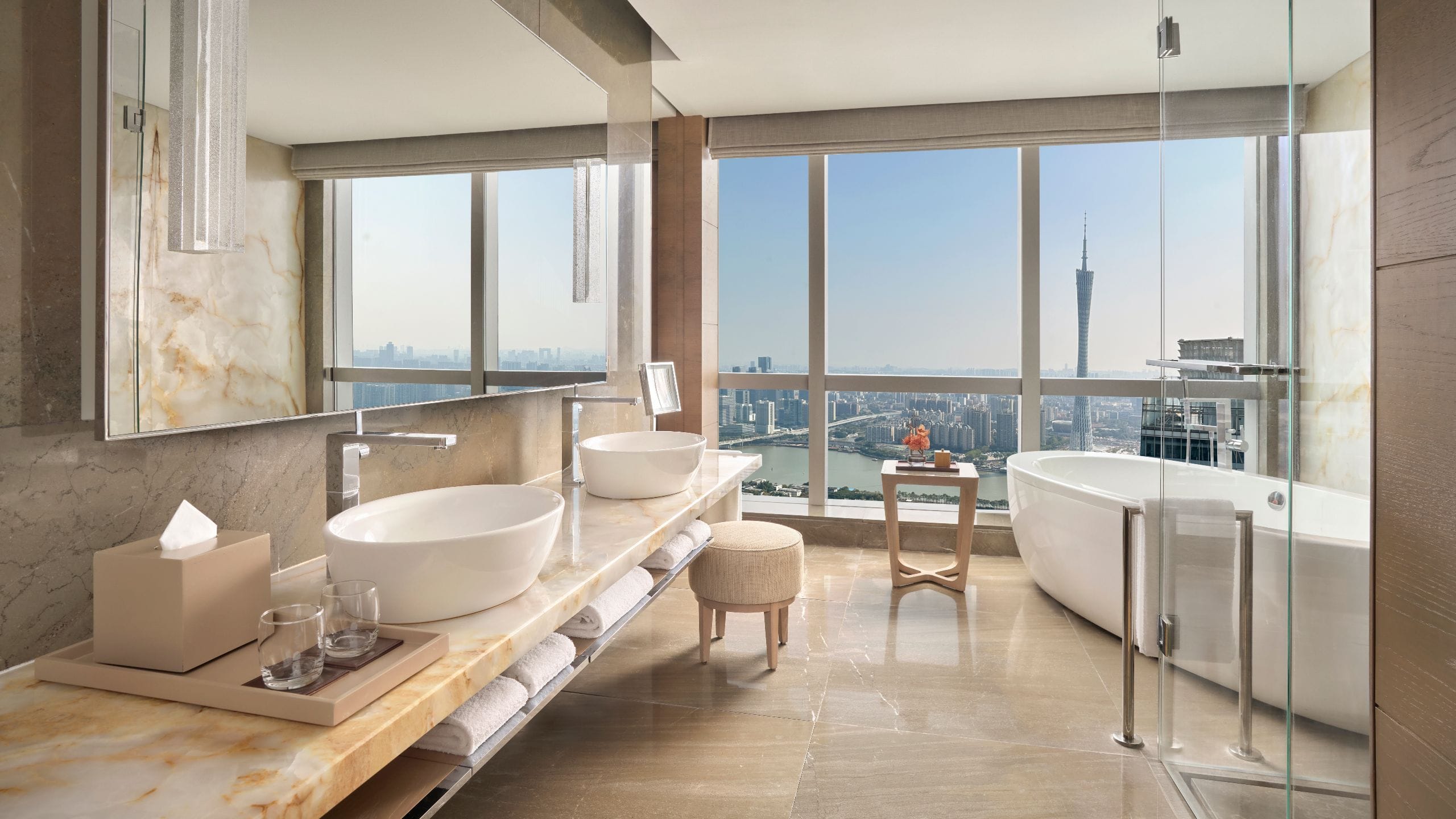 第 4，共 4 Park Hyatt Guangzhou River View Deluxe Suite Bathroom