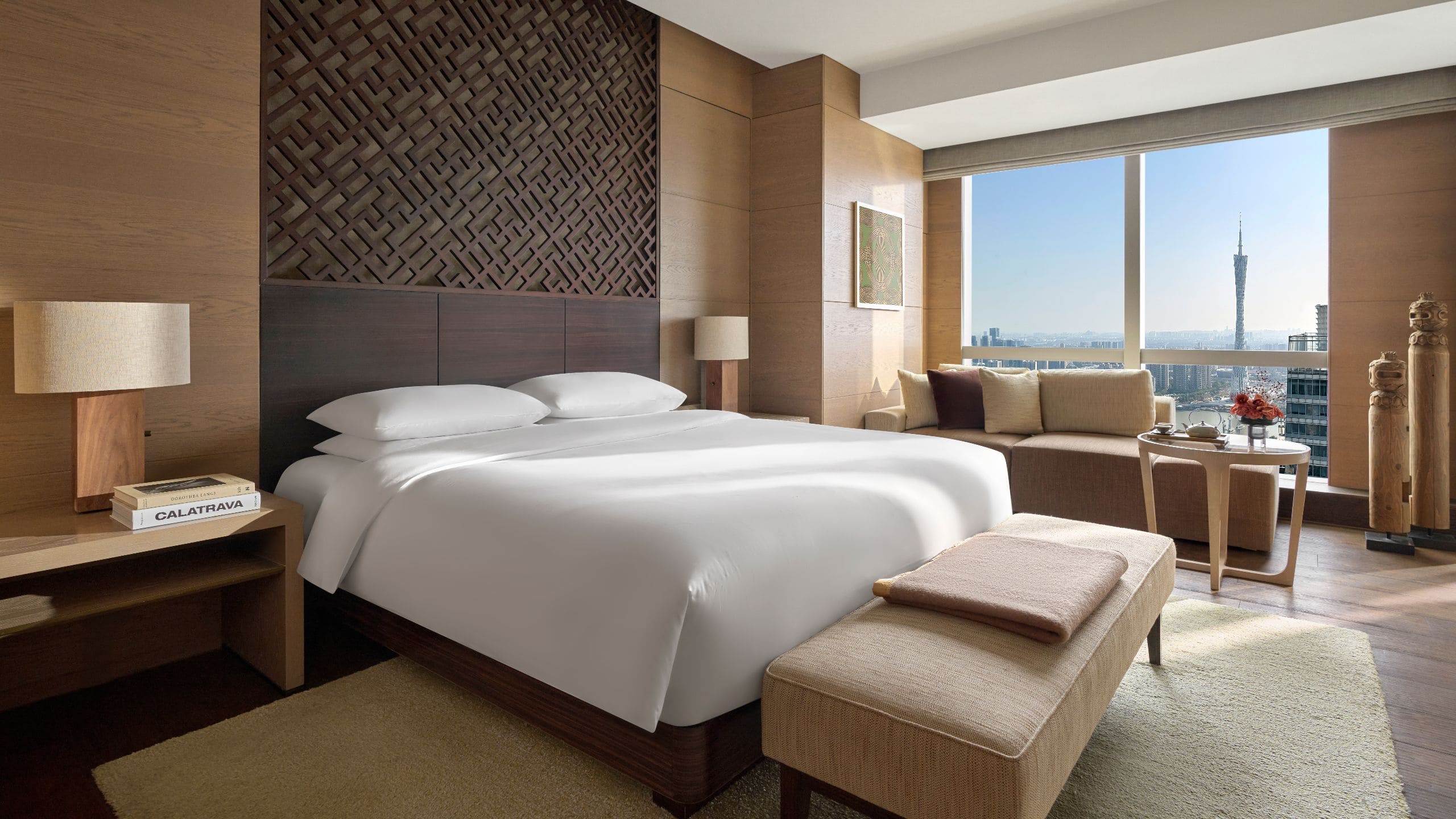 Park Hyatt Guangzhou River View Deluxe Suite Bedroom