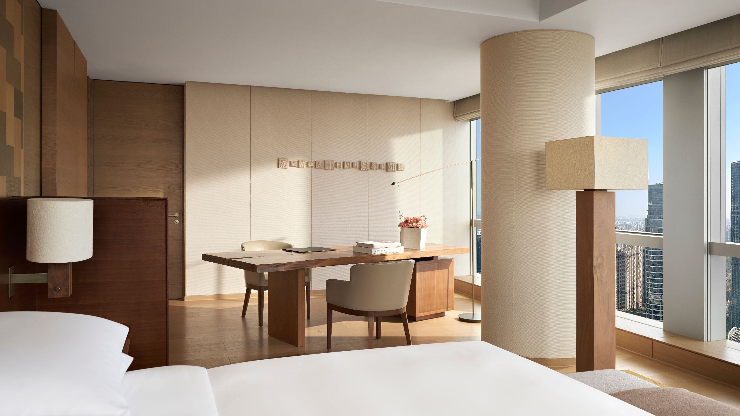 Park Hyatt Guangzhou Tower View Executive Suite Study Area