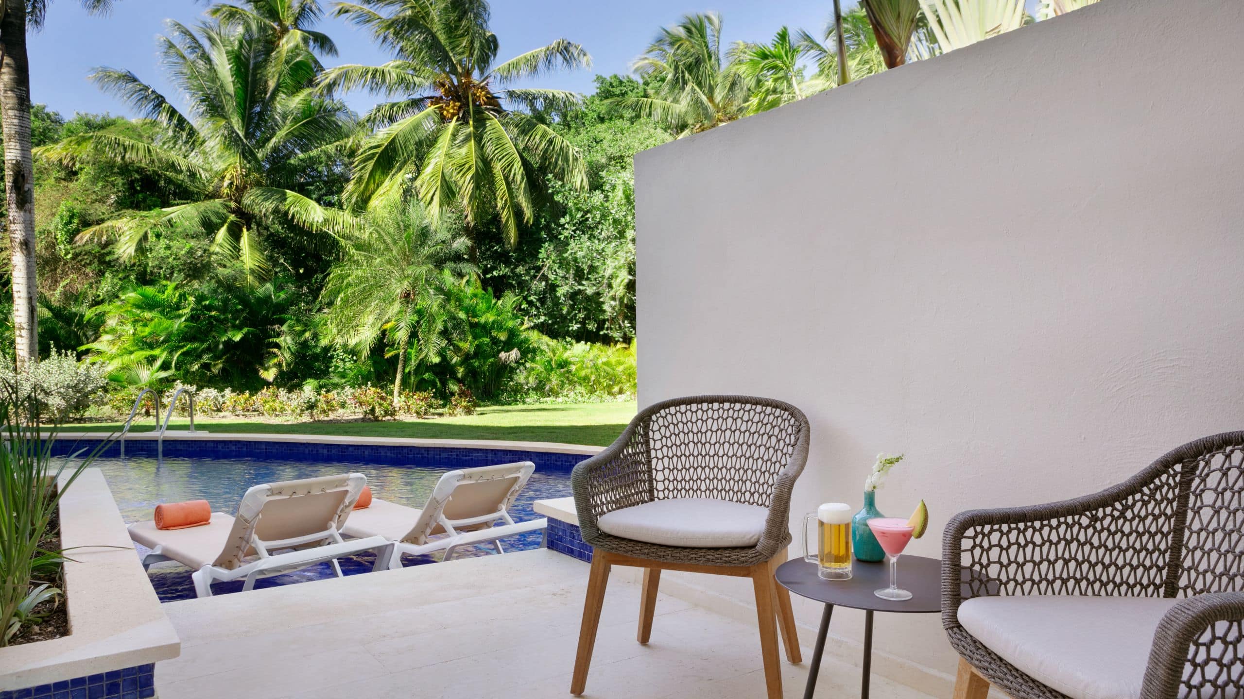 Dreams La Romana Swim Out King Balcony Area