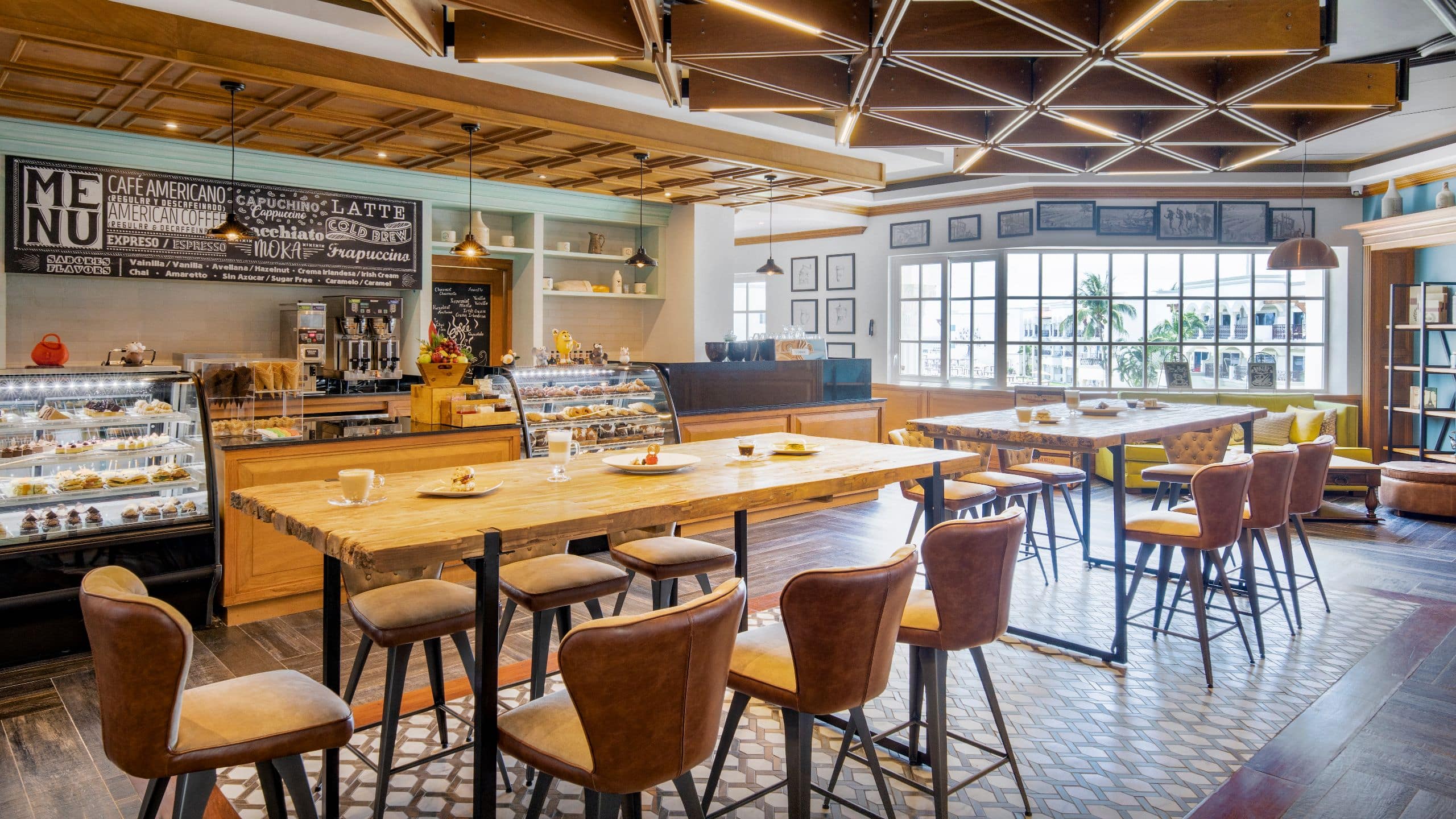 Hyatt Vivid Playa del Carmen Cafe Americana