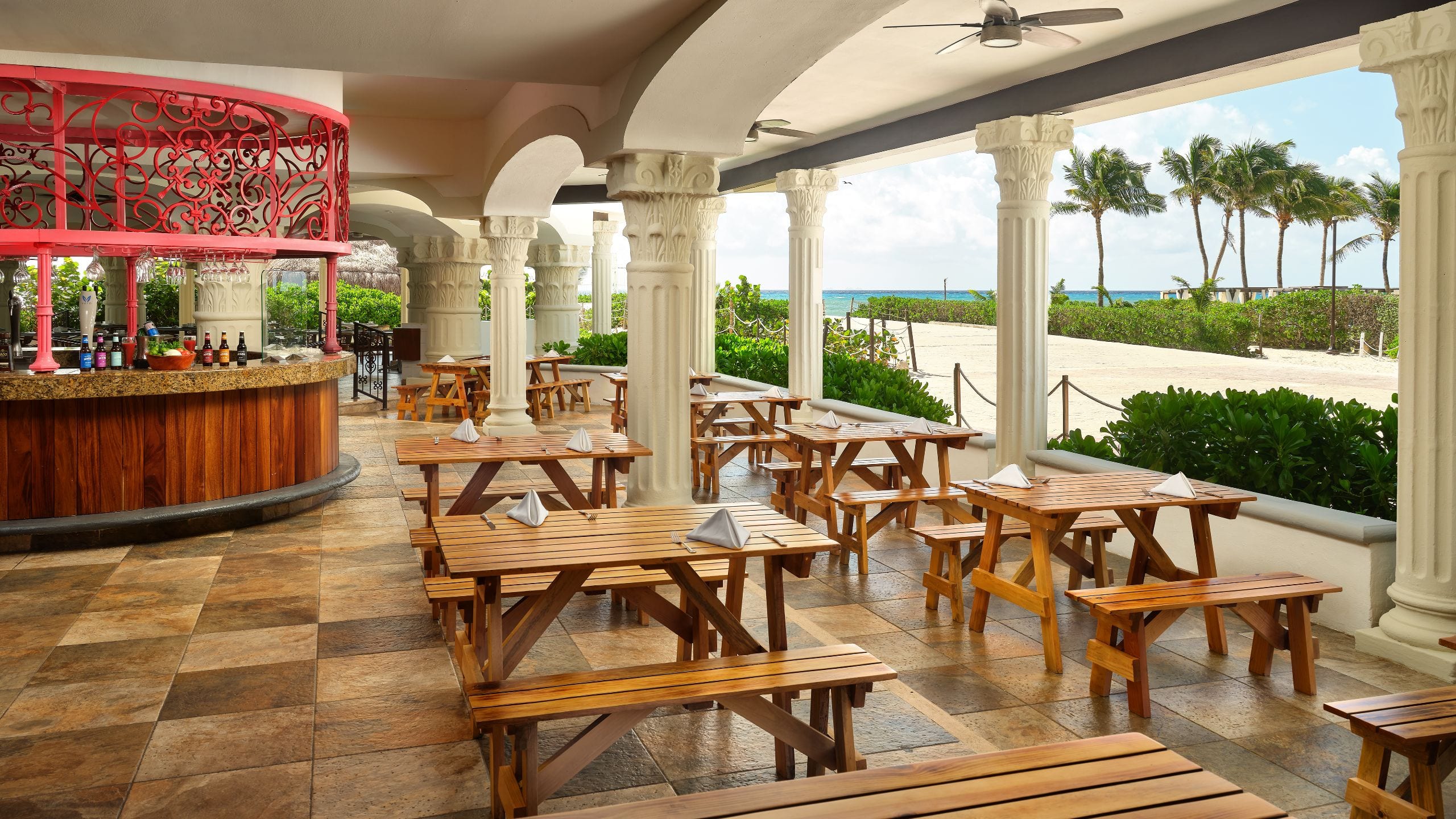 Hyatt Vivid Playa del Carmen Rincon Mexicano Restaurant