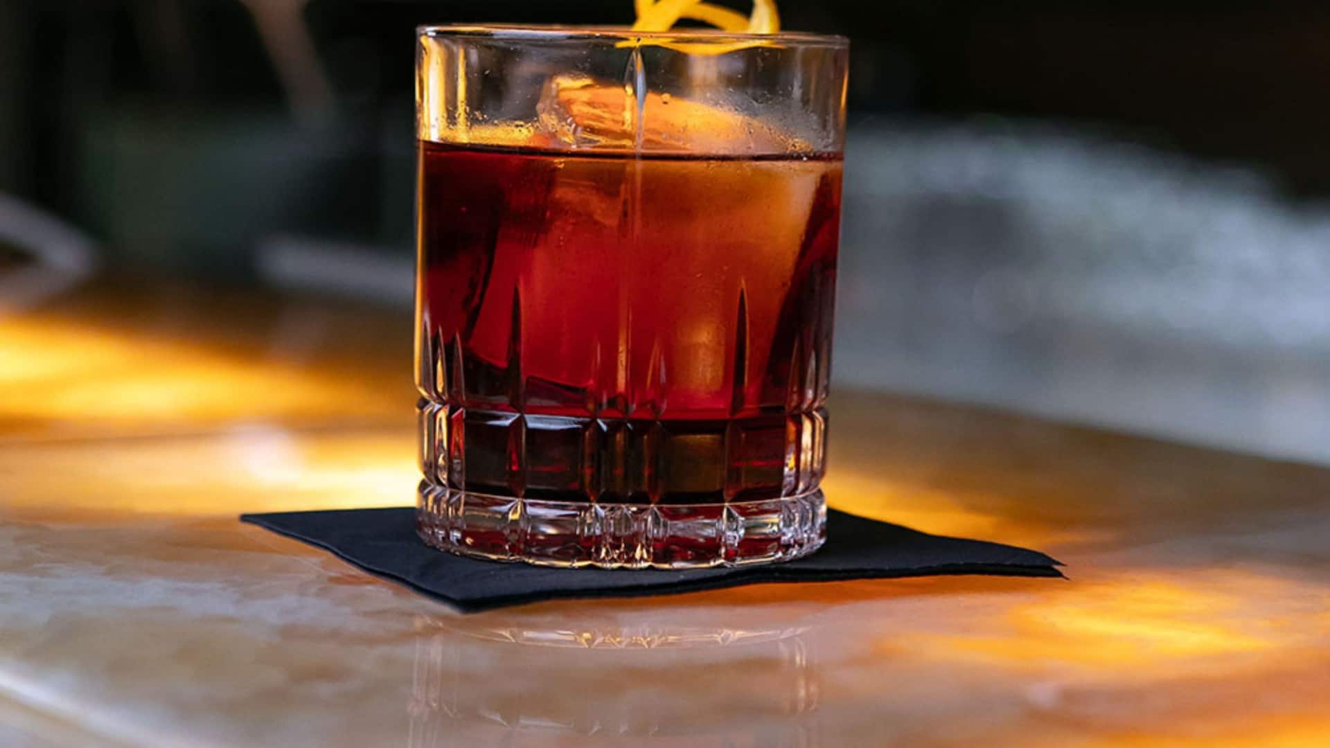 Grand Hyatt Berlin Vox Bar Negroni