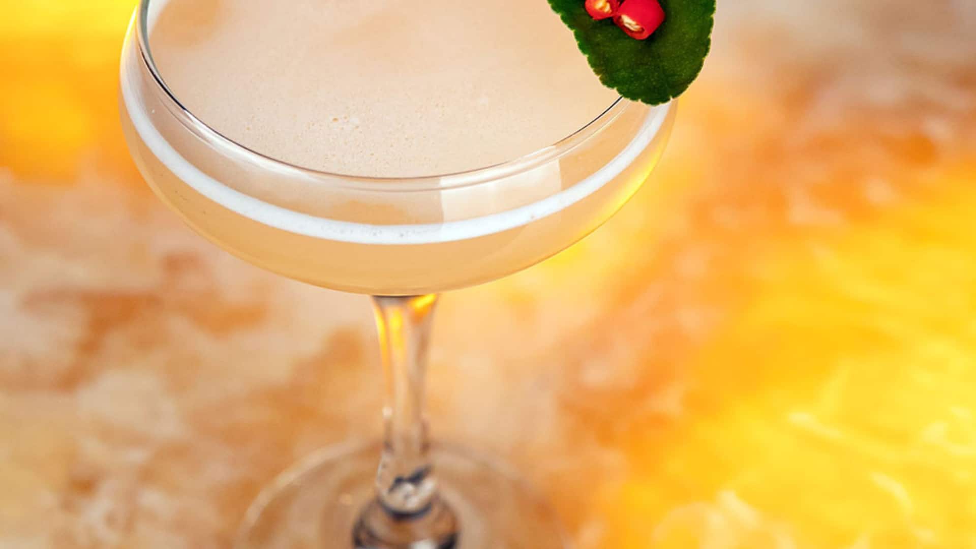 2 von 8 Grand Hyatt Berlin Vox Bar Hikari