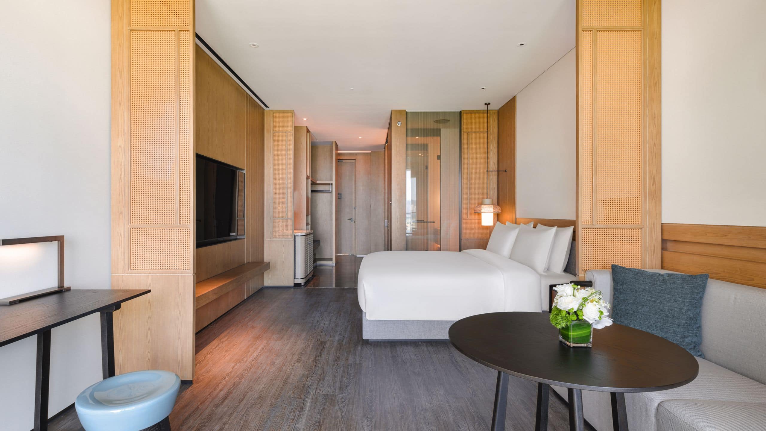 Mumian Chengdu Dong'an Lake Resort One King Bed With Garden View