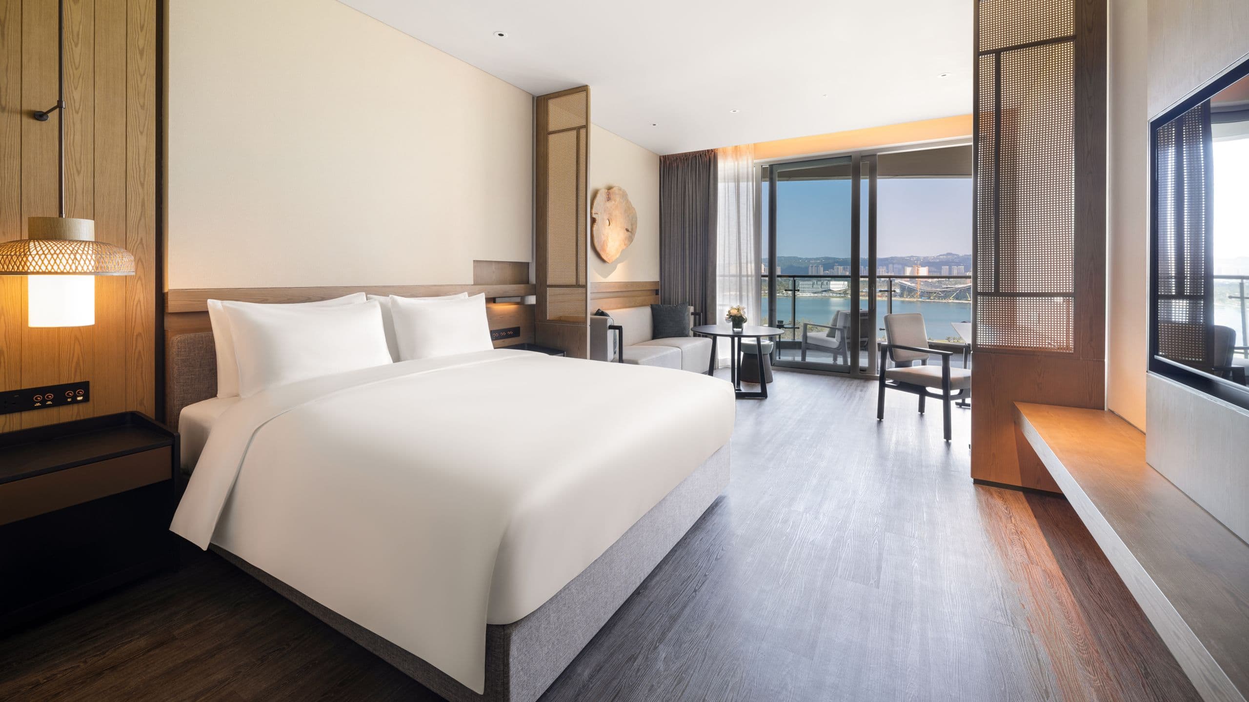 Mumian Chengdu Dong'an Lake Resort One King Bed With Lake View Premium