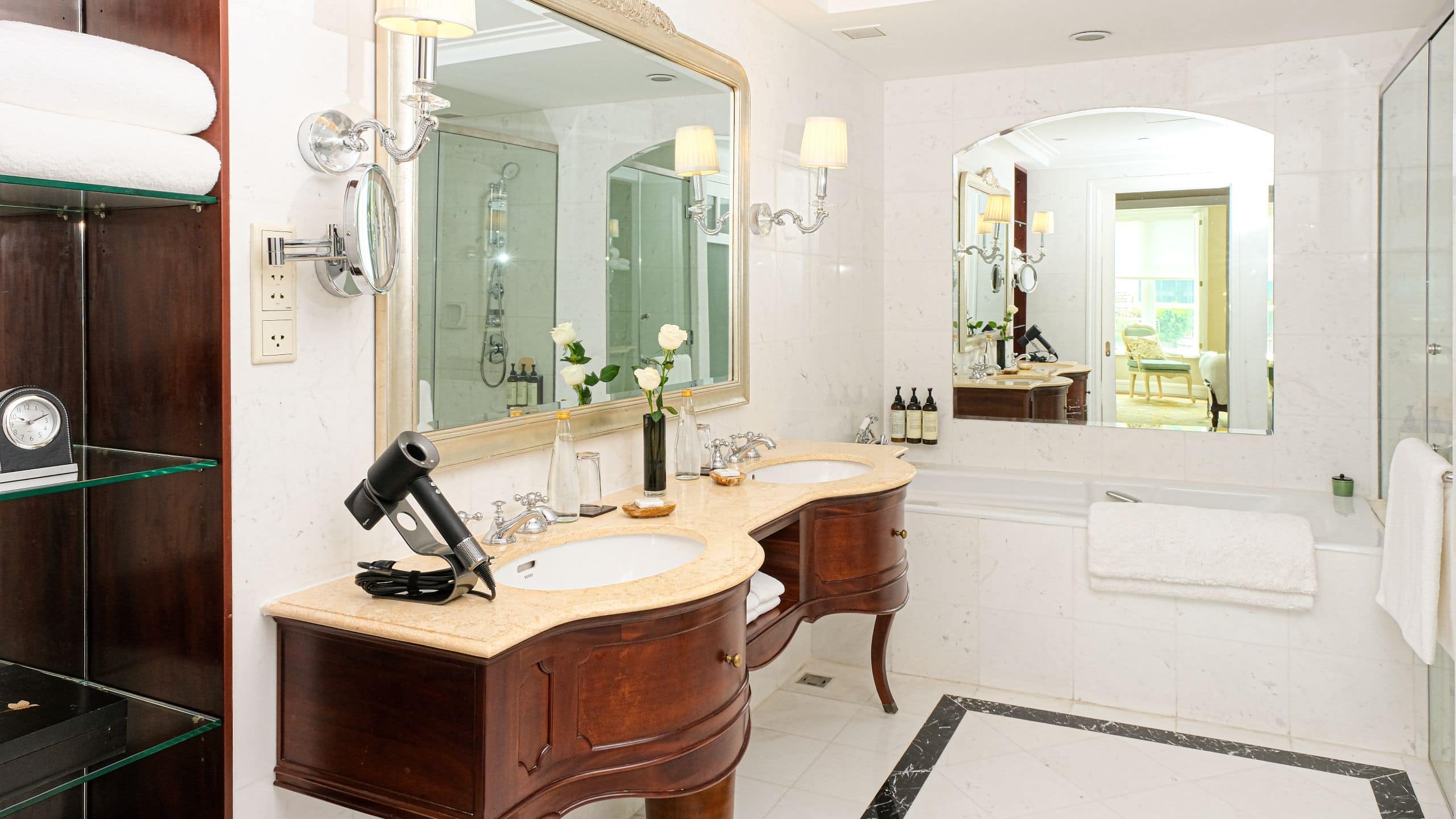 4 of 4 Park Hyatt Saigon Bathroom Park Suite