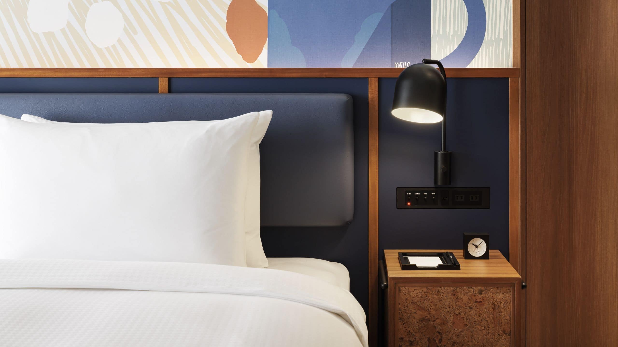 5 of 6 Caption by Hyatt Kabutocho Tokyo Suite Bedside Light