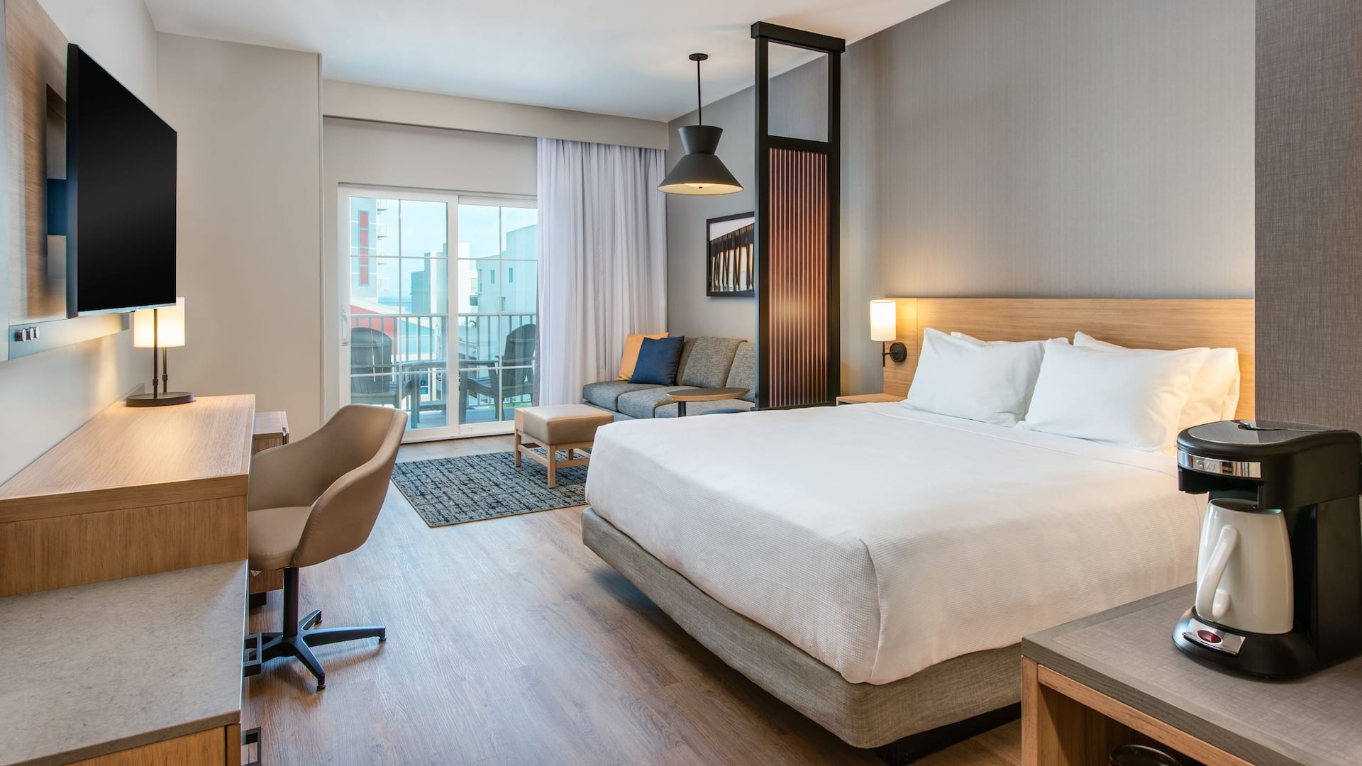 Hyatt Place Ocean City / Oceanfront City View King Bed
