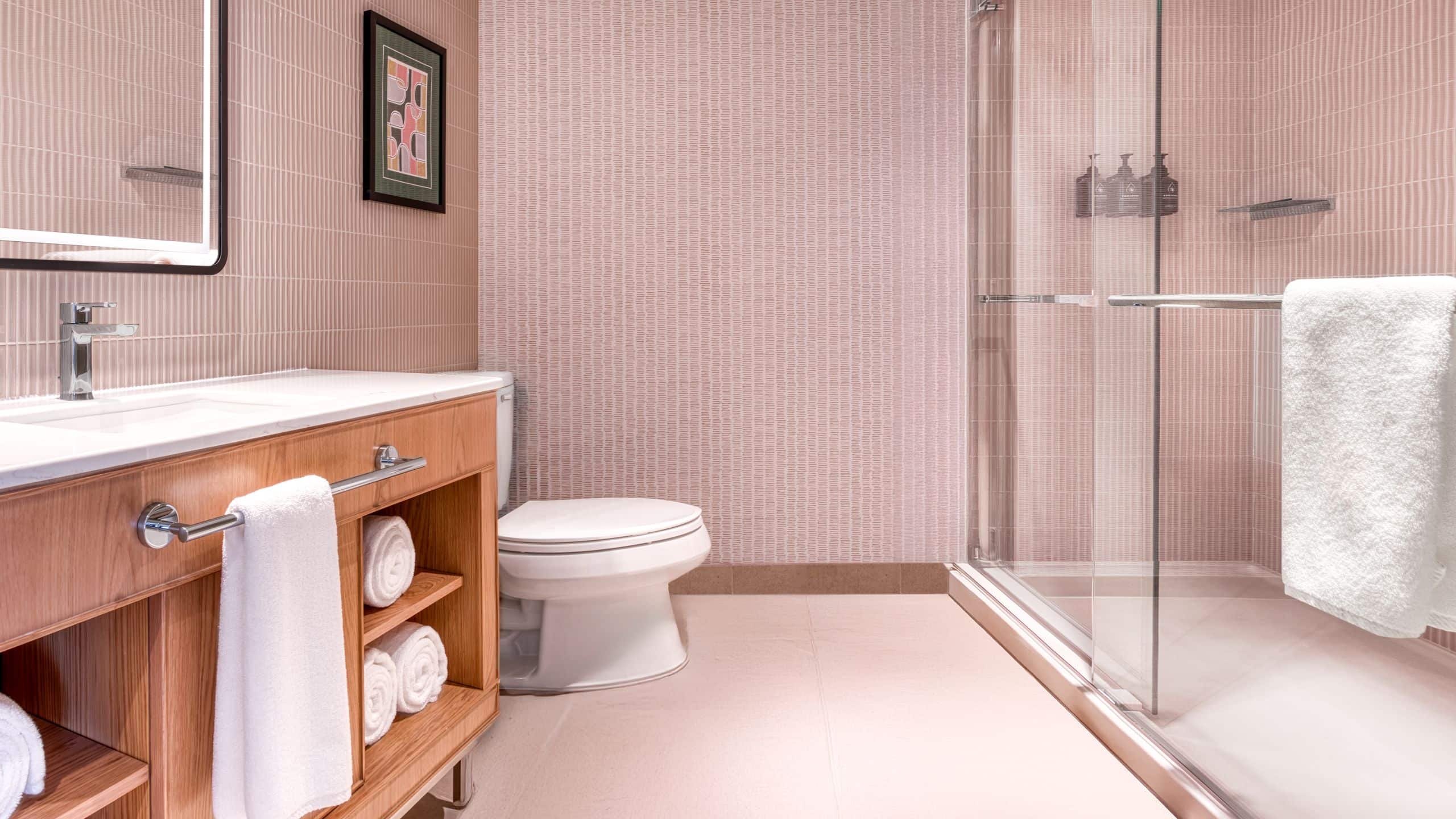 TOOR Hotel Two Queen Bath