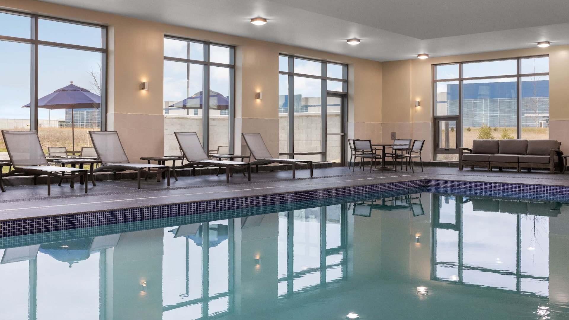 Hyatt Place Mississauga / Airport Corporate Centre Pool View